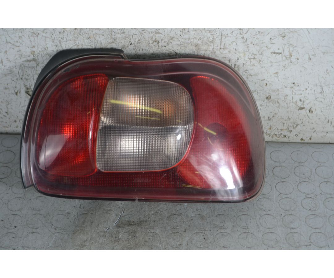 Fanale Stop Posteriore DX Fiat Marea dal 1996 al 2007 Cod 46441944 1694675441399 Fanale Stop Posteriore DX Fiat Marea dal 1996 al 2007 Cod 46441944 1694675441399