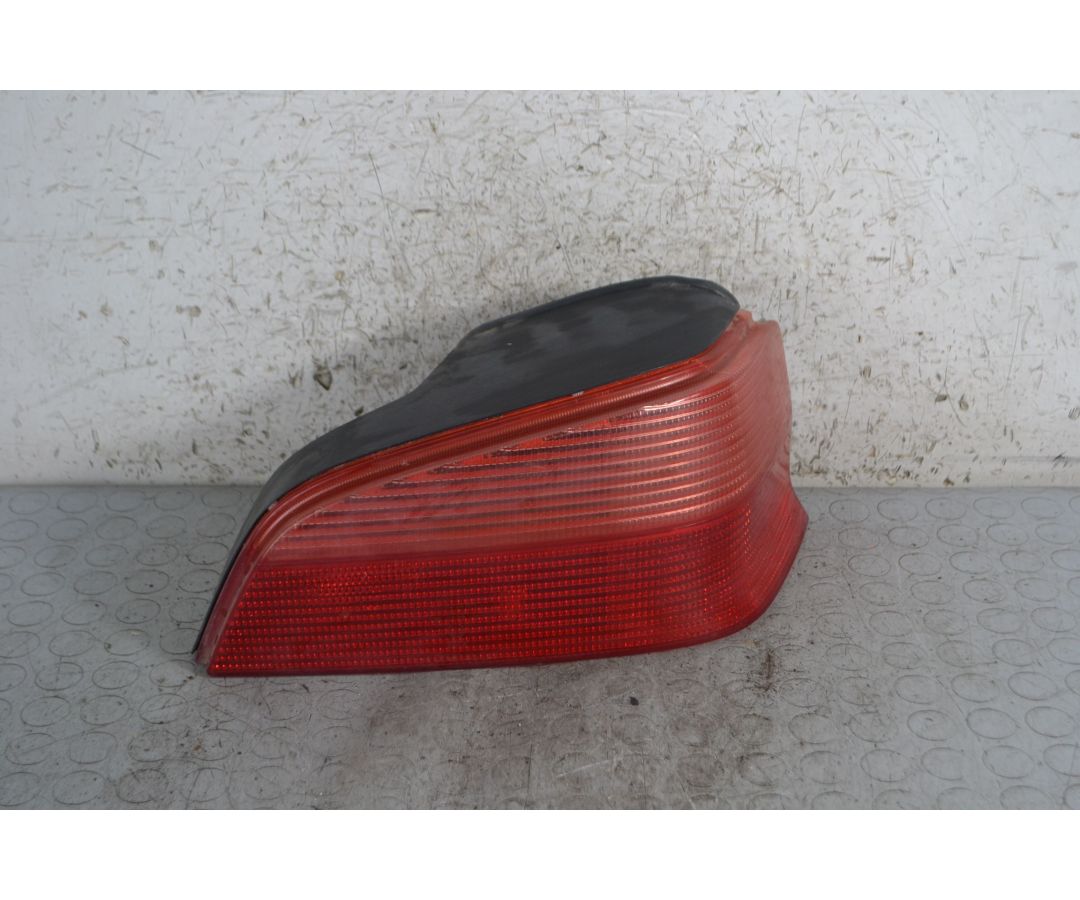 Fanale Stop Posteriore DX Peugeot 106 dal 1996 al 2004  1694675761121