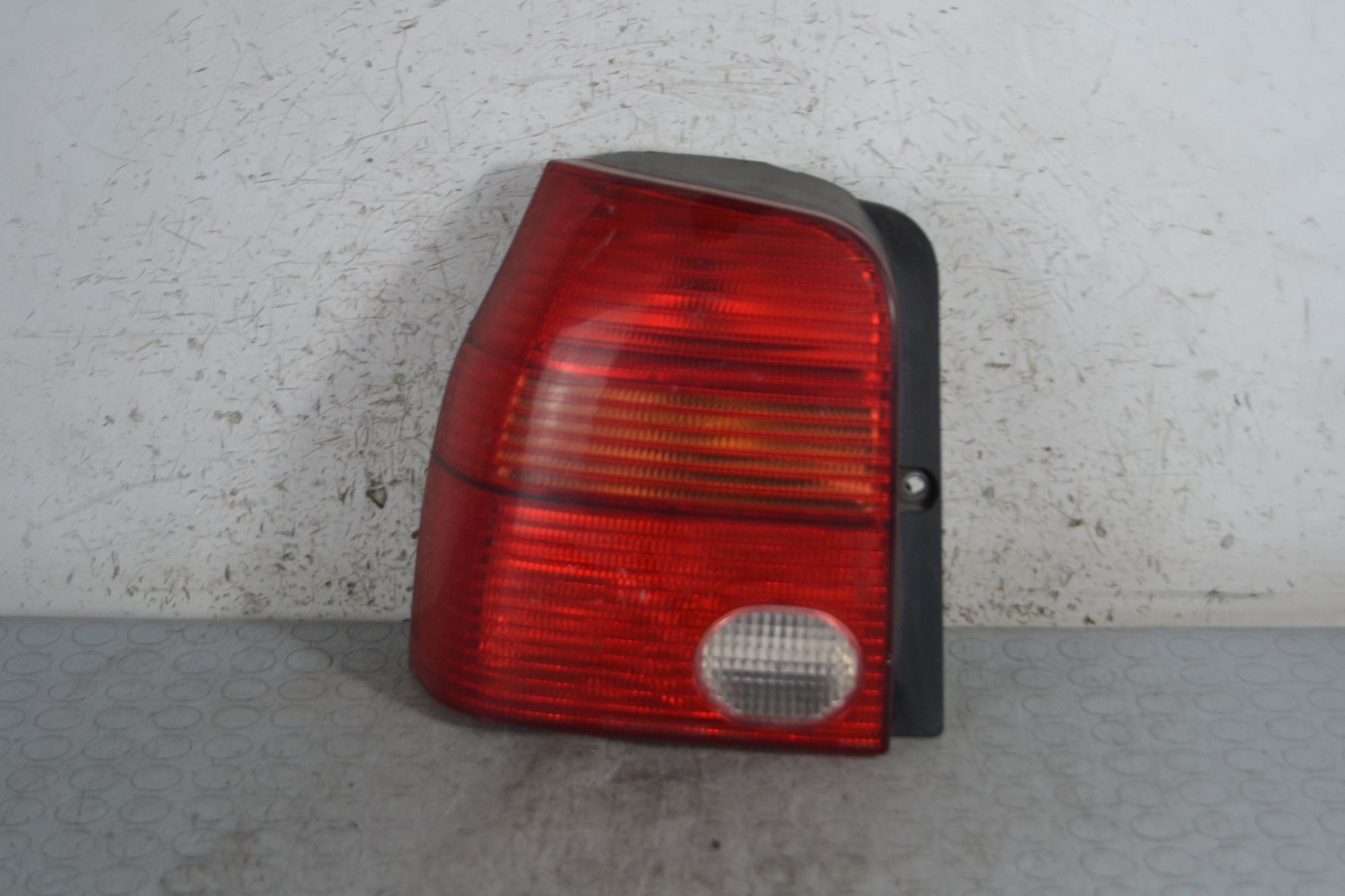 Fanale Stop posteriore SX Seat Arosa Dal 1997 al 2004 Cod 38030748  1694699548326