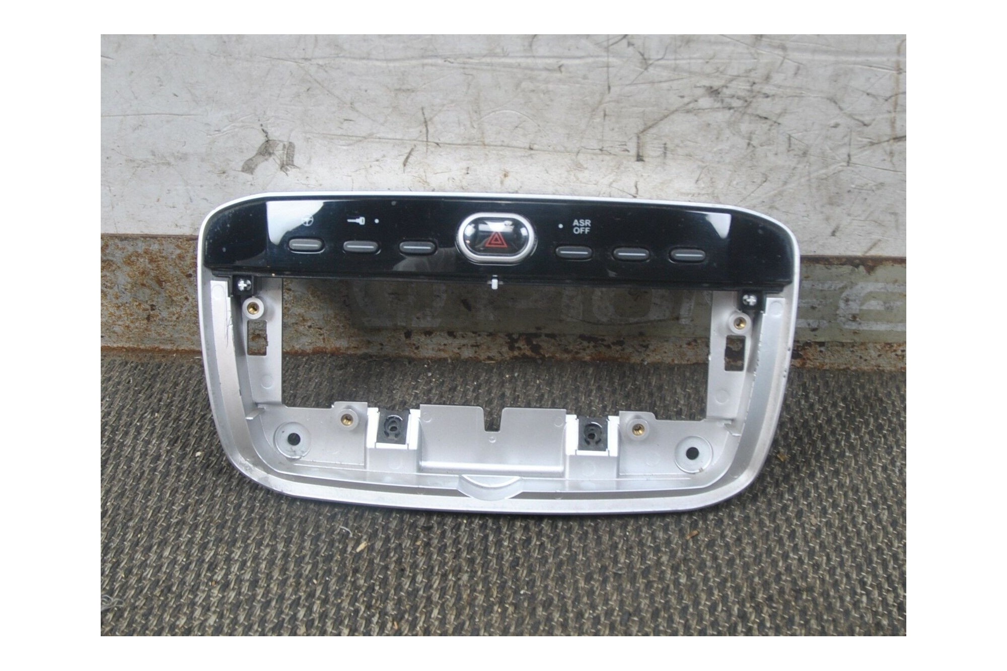 Pulsantiera Console Centrale Fiat Punto Evo dal 2009 al 2013 cod : 0735506948  2411111136881