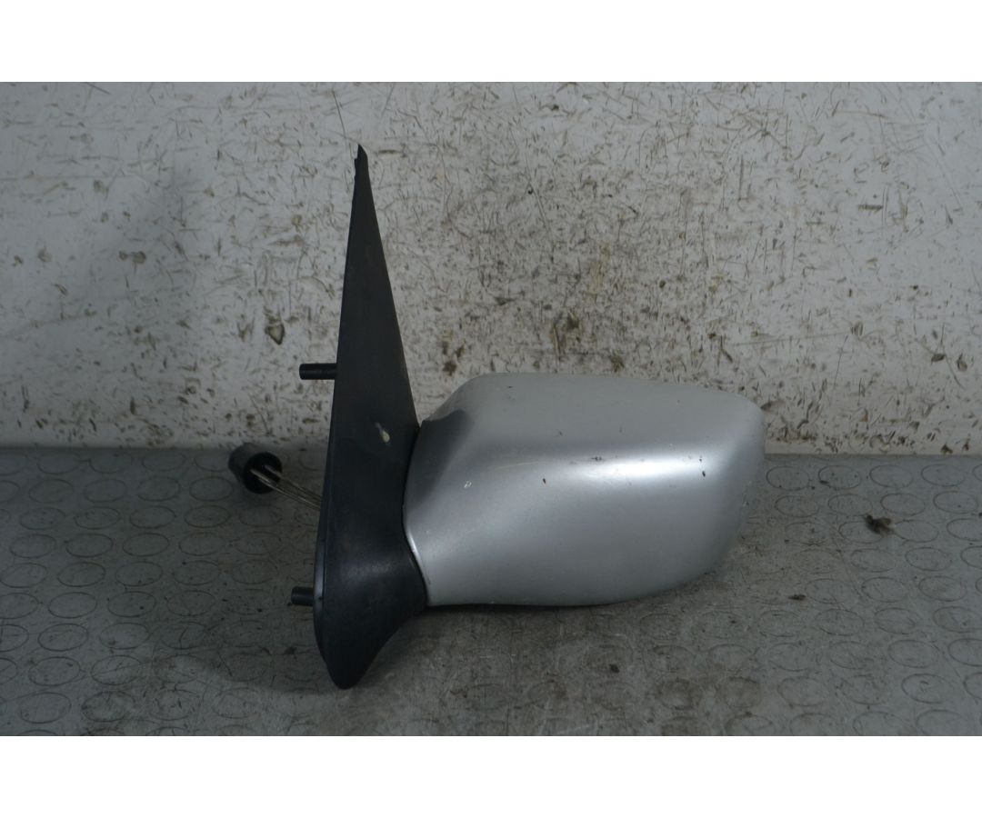 Specchietto retrovisore esterno SX Ford Fiesta IV Dal 1995 al 2002 Cod 3004663 1694765626590 Specchietto retrovisore esterno SX Ford Fiesta IV Dal 1995 al 2002 Cod 3004663 1694765626590