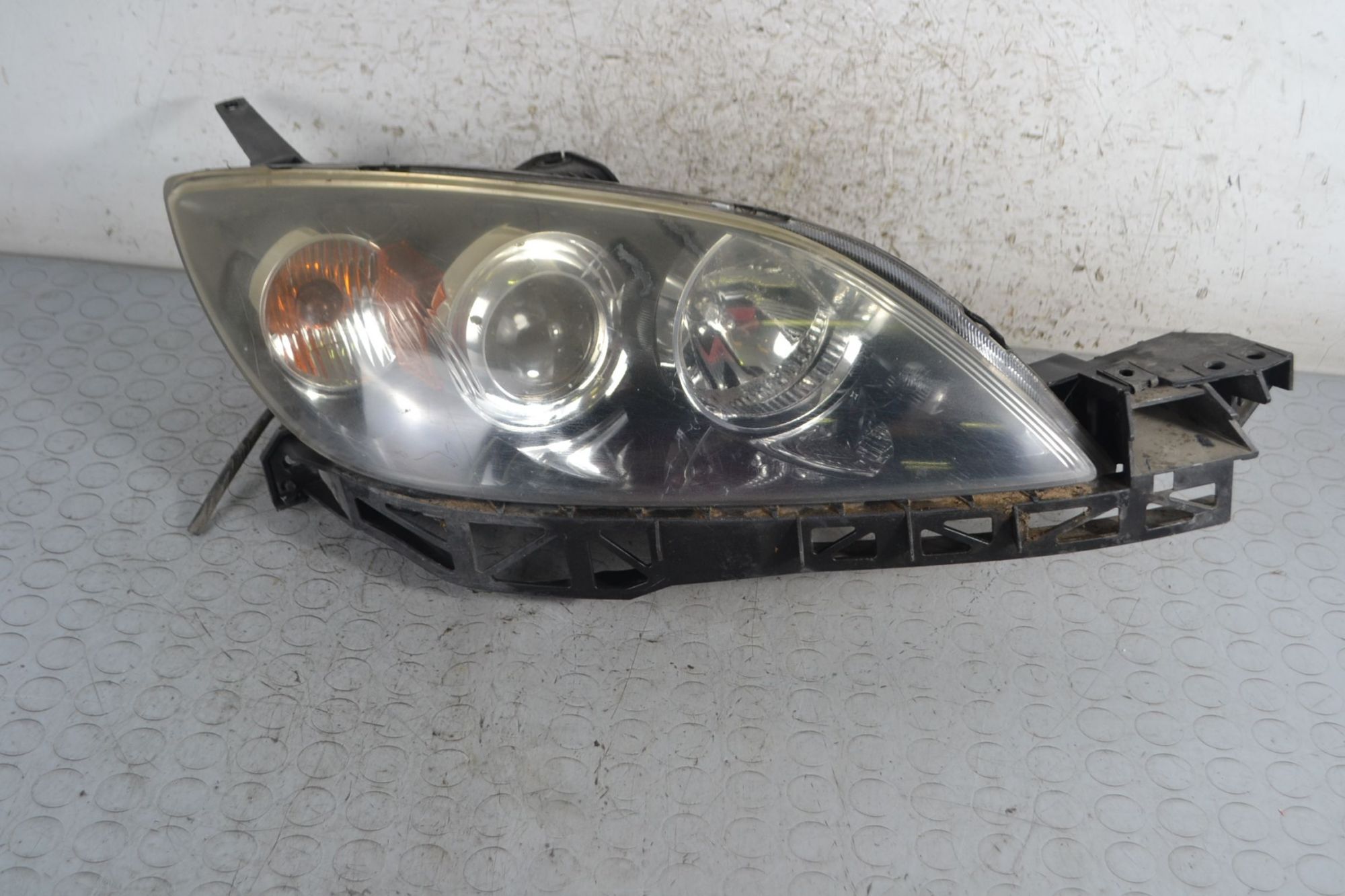 Faro Anteriore DX Mazda 3 BK dal 2003 al 2009  1694774742434