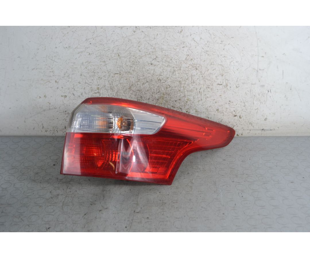 Fanale Stop Posteriore esterno Dx Ford Focus SW Dal 2011 al 2014 Cod 1785512 1694786481949 Fanale Stop Posteriore esterno Dx Ford Focus SW Dal 2011 al 2014 Cod 1785512 1694786481949