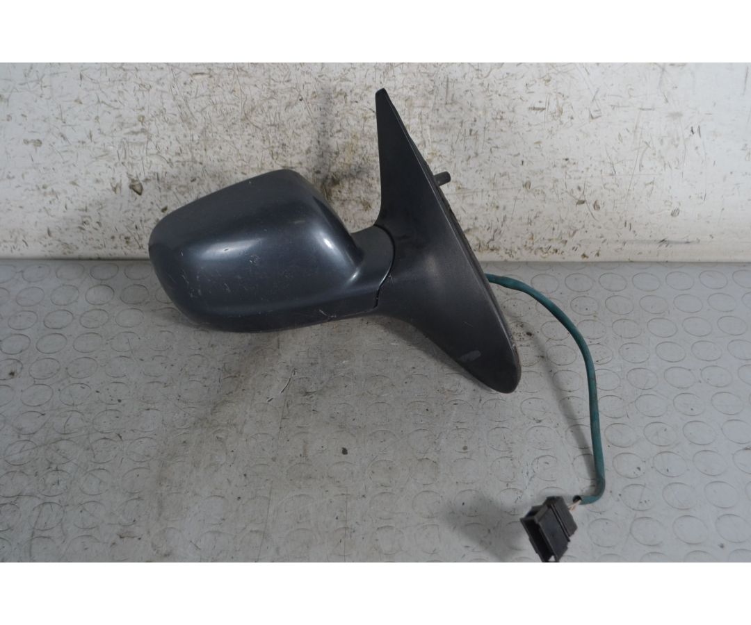 Specchietto Retrovisore Esterno DX Volkswagen Polo III dal 1994 al 2003 Cod 014067 1695024477588 Specchietto Retrovisore Esterno DX Volkswagen Polo III dal 1994 al 2003 Cod 014067 1695024477588