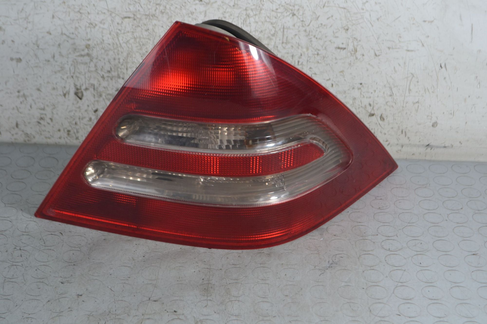 Fanale Stop posteriore DX Mercedes Classe C W203 dal 2000 al 2007 Cod A2038200264  1695113583442