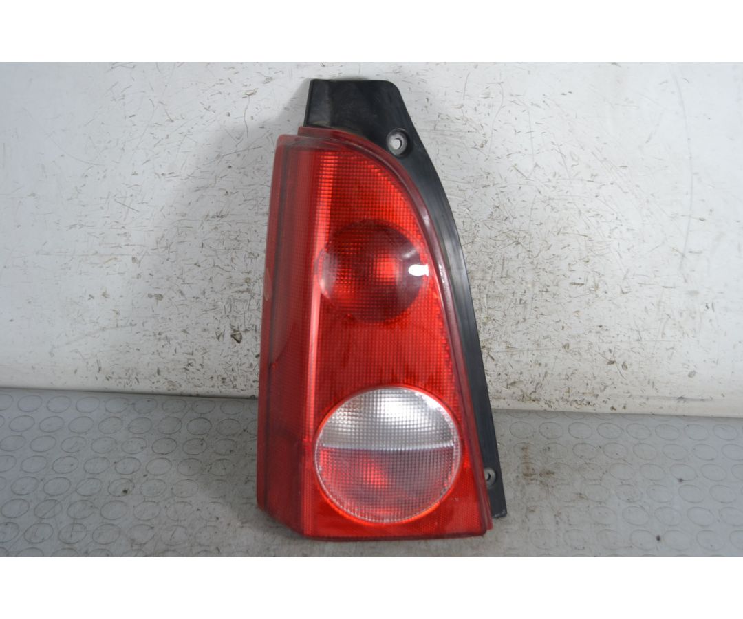 Fanale stop posteriore SX Opel Agila A Dal 2000 al 2007 1695116979655 Fanale stop posteriore SX Opel Agila A Dal 2000 al 2007 1695116979655