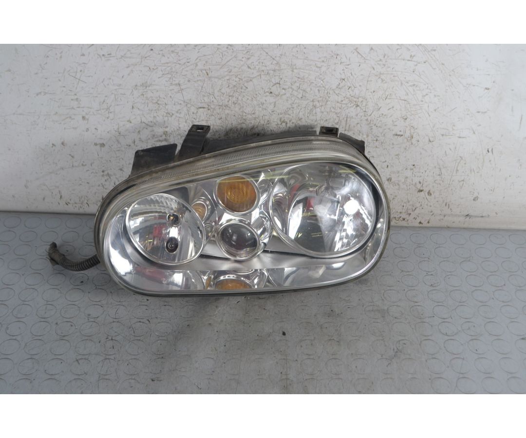 Faro Anteriore SX Volkswagen Golf IV dal 1997 al 2004 Cod 1j19410150 1695117050650 Faro Anteriore SX Volkswagen Golf IV dal 1997 al 2004 Cod 1j19410150 1695117050650