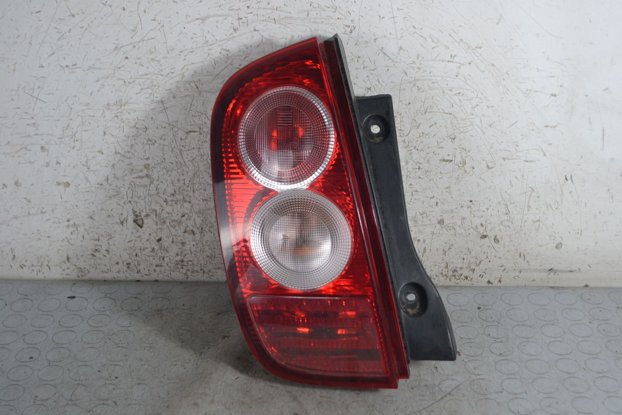 Fanale stop posteriore SX Nissan Micra K12 Dal 2002 al 2010 Cod 26555AX720  1695132783274
