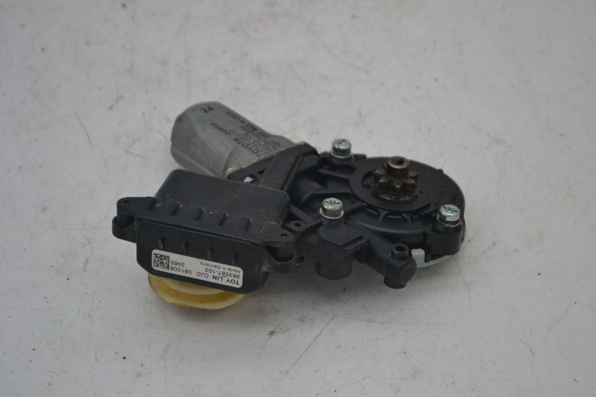 Motorino Alzacristalli Anteriore Sinistro Toyota Yaris dal 2005 al 2011 Cod 85702-0F010  1695194256440