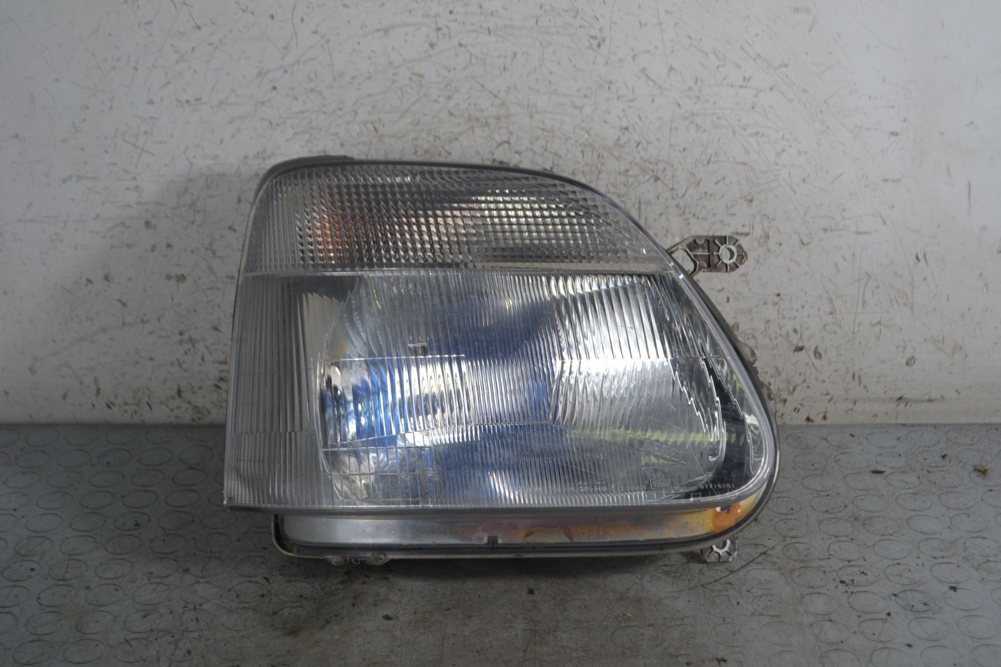 Faro Anteriore DX Suzuki Wagon R dal 1999 al 2008 Cod 35100-83E00  1695194653454