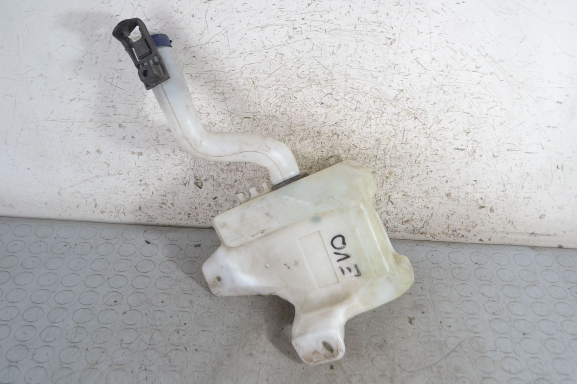 Vaschetta Acqua Tergicristalli Fiat Punto Evo dal 2009 al 2012 Cod 55702892  1695202615740