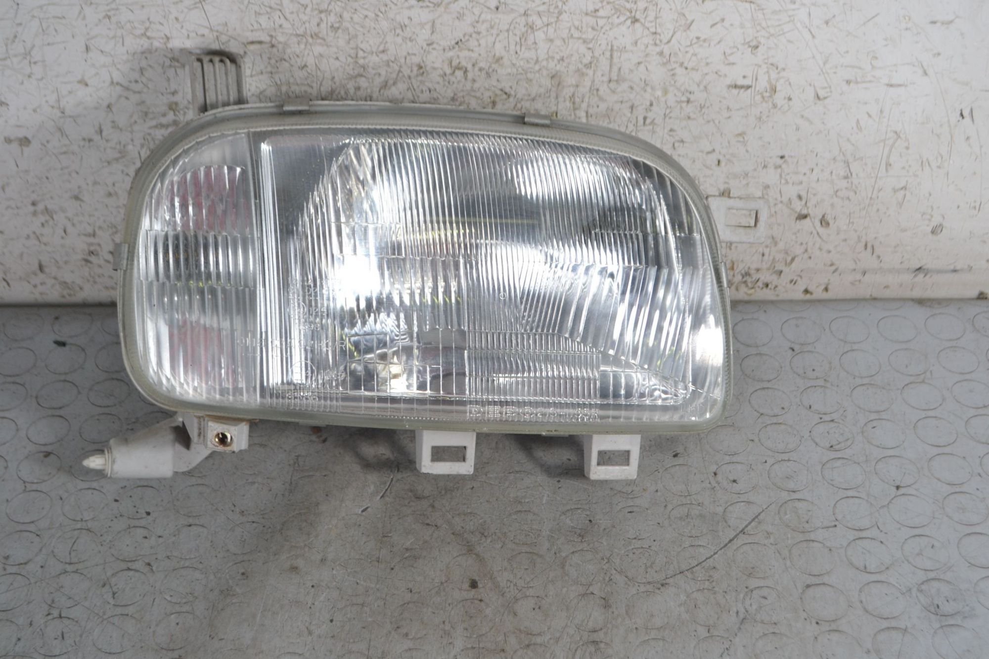 Faro Anteriore DX Nissan Micra K11 dal 1992 al 2002 Cod 08-215-1155r  1695220927375