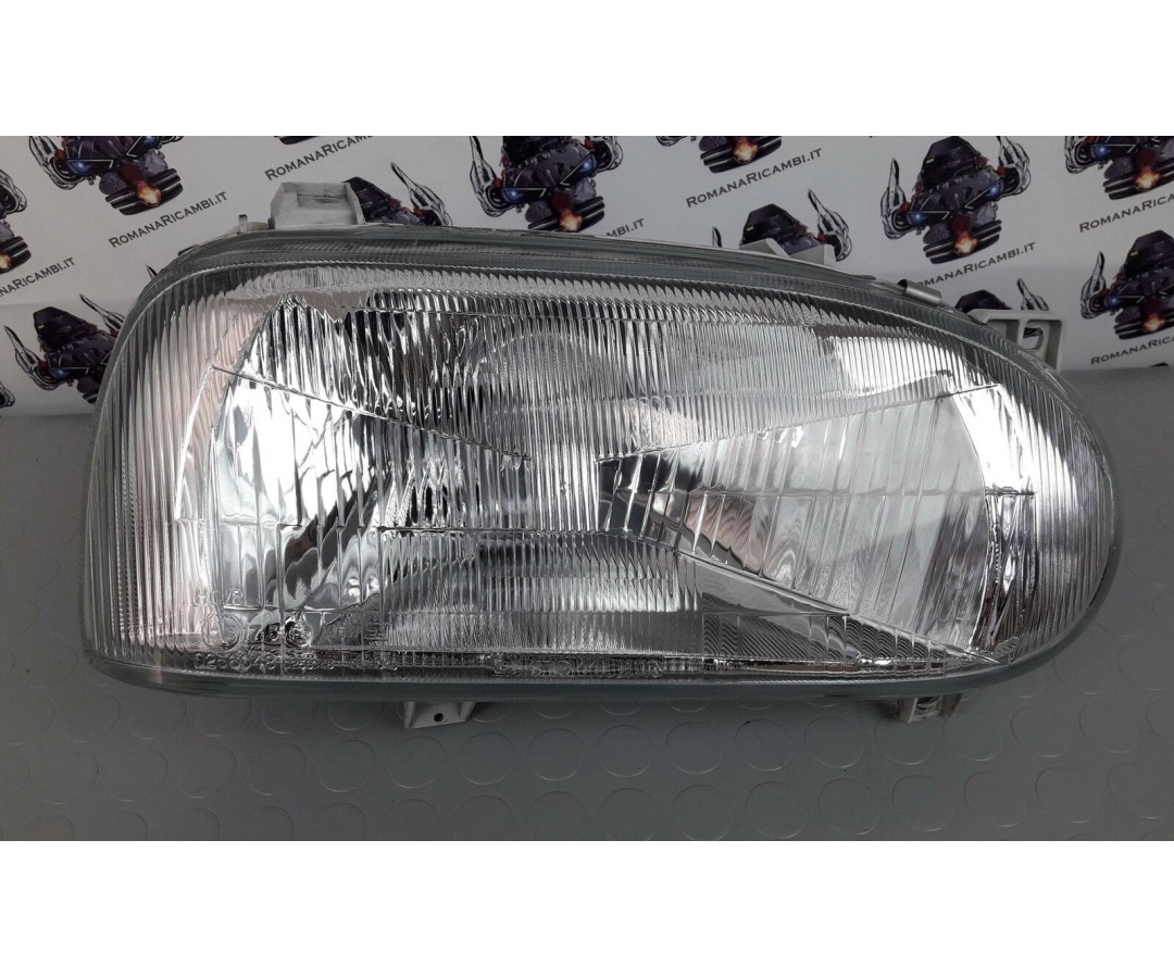 Faro Fanale anteriore DX Volkswagen Golf III dal 1991 al 1999 cod: 084411111R Faro Fanale anteriore DX Volkswagen Golf III dal 1991 al 1999 cod: 084411111R