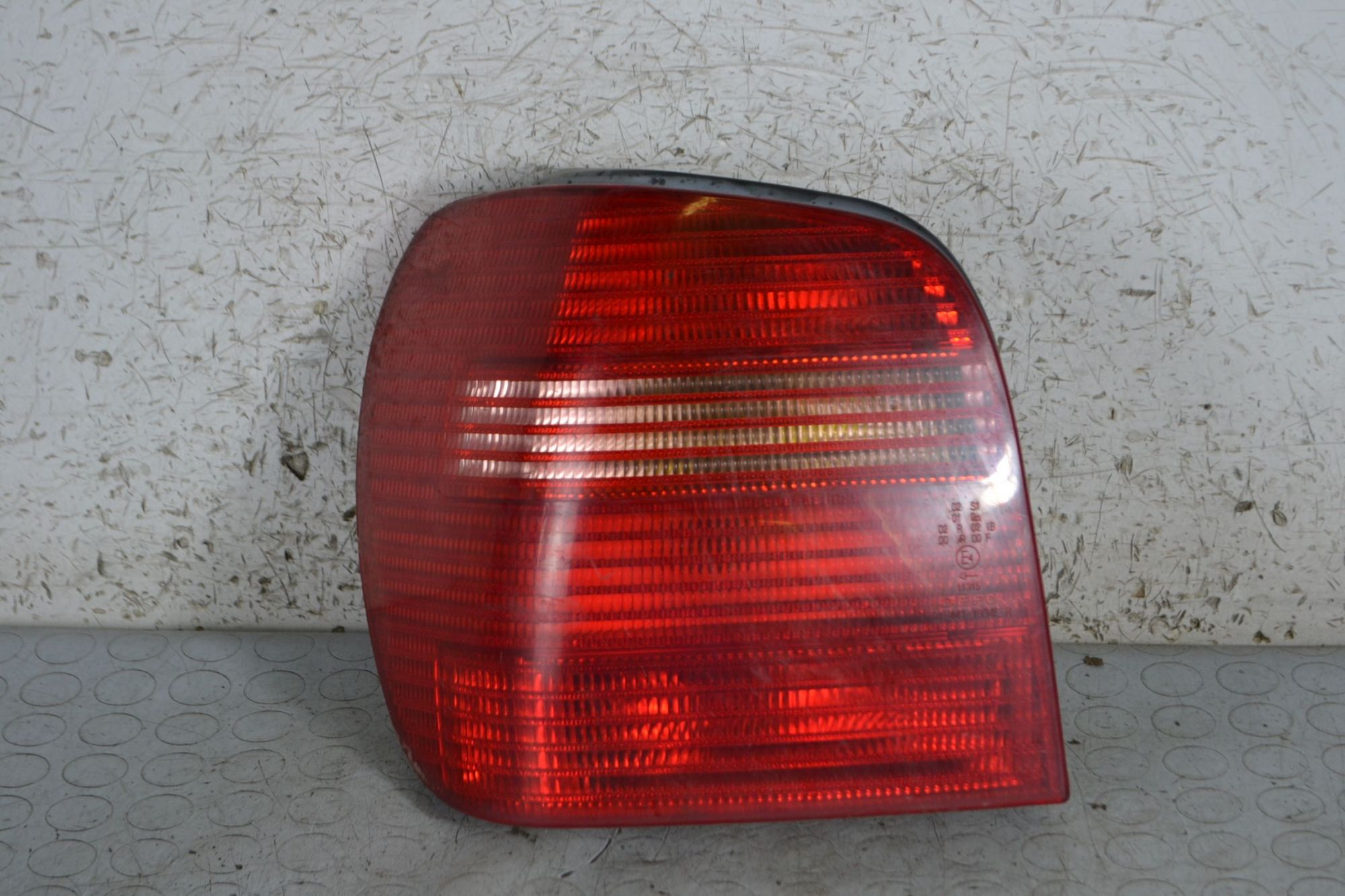Fanale stop posteriore SX Volkswagen Polo 6N2 Dal 1999 al 2001 Cod 6N0945257B  1695389162358