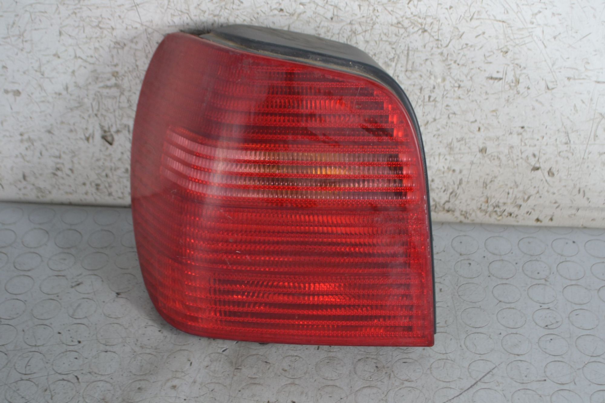 Fanale Stop posteriore SX Volkswagen Polo 6N2 dal 1999 al 2001 Cod 6N0945095H  1695394253881