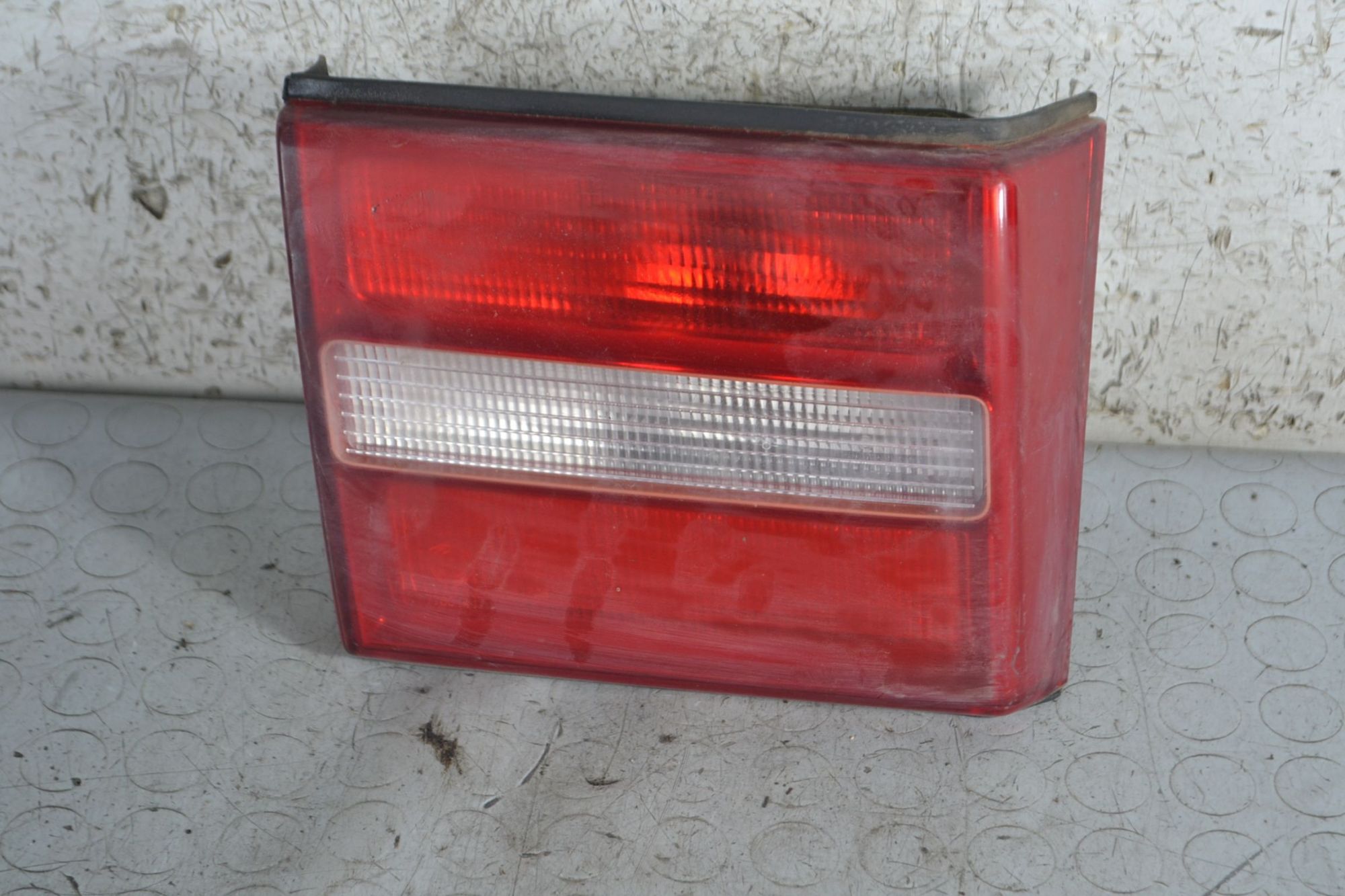 Fanale Stop Posteriore interno DX Lancia Kappa dal 1994 al 2001 Cod 7780140  1695629610328