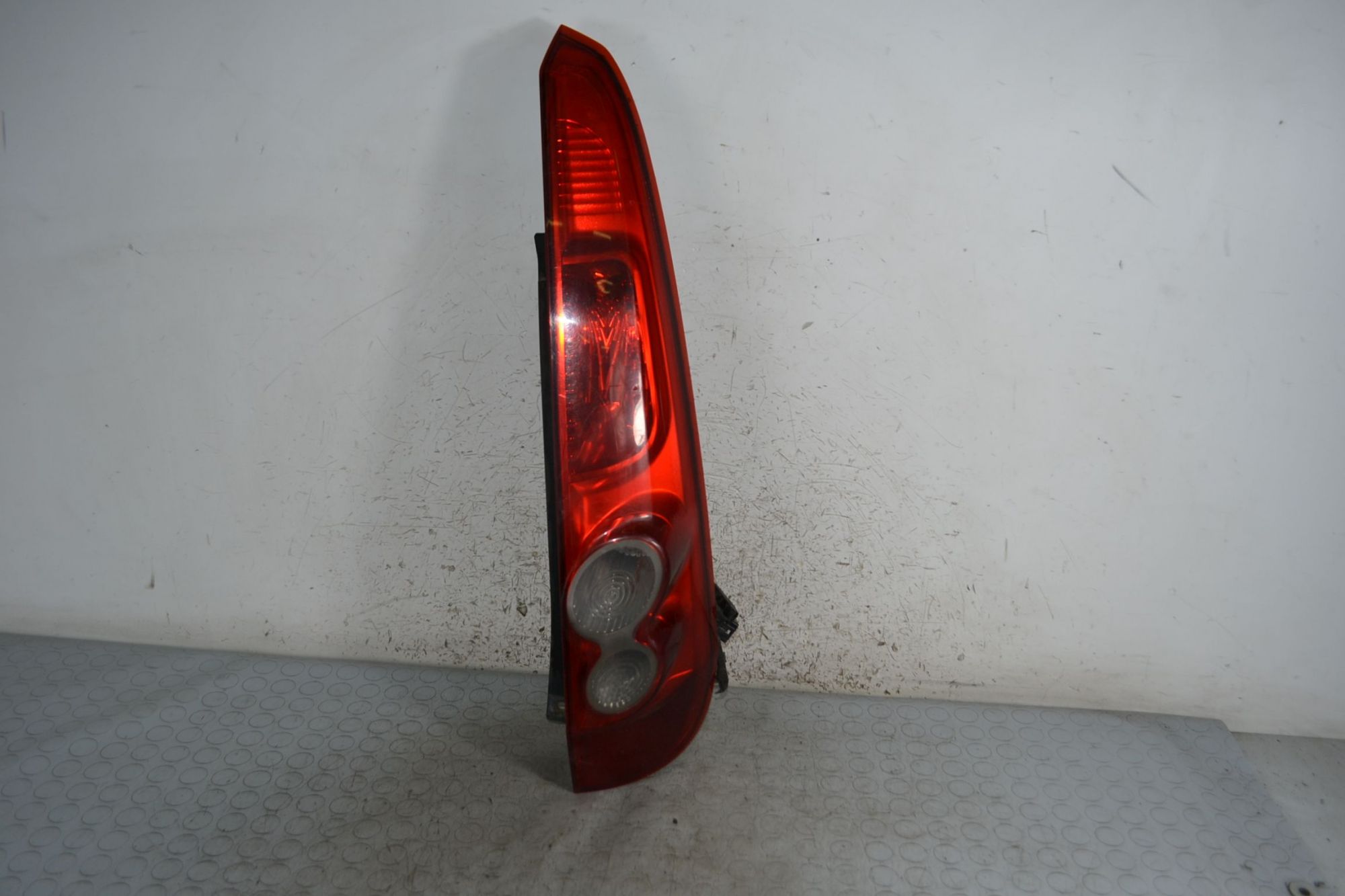 Fanale Stop posteriore DX Ford Fiesta V 5 Porte dal 2006 al 2008 Cod 1437625  1695631791497