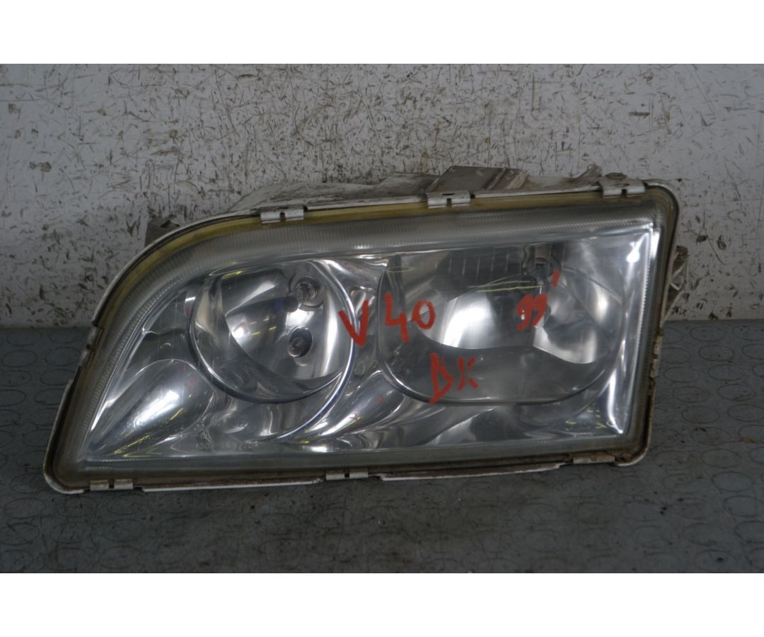 Faro Anteriore SX Volvo S40 dal 1995 al 2000 Cod 30859758  1695632094733