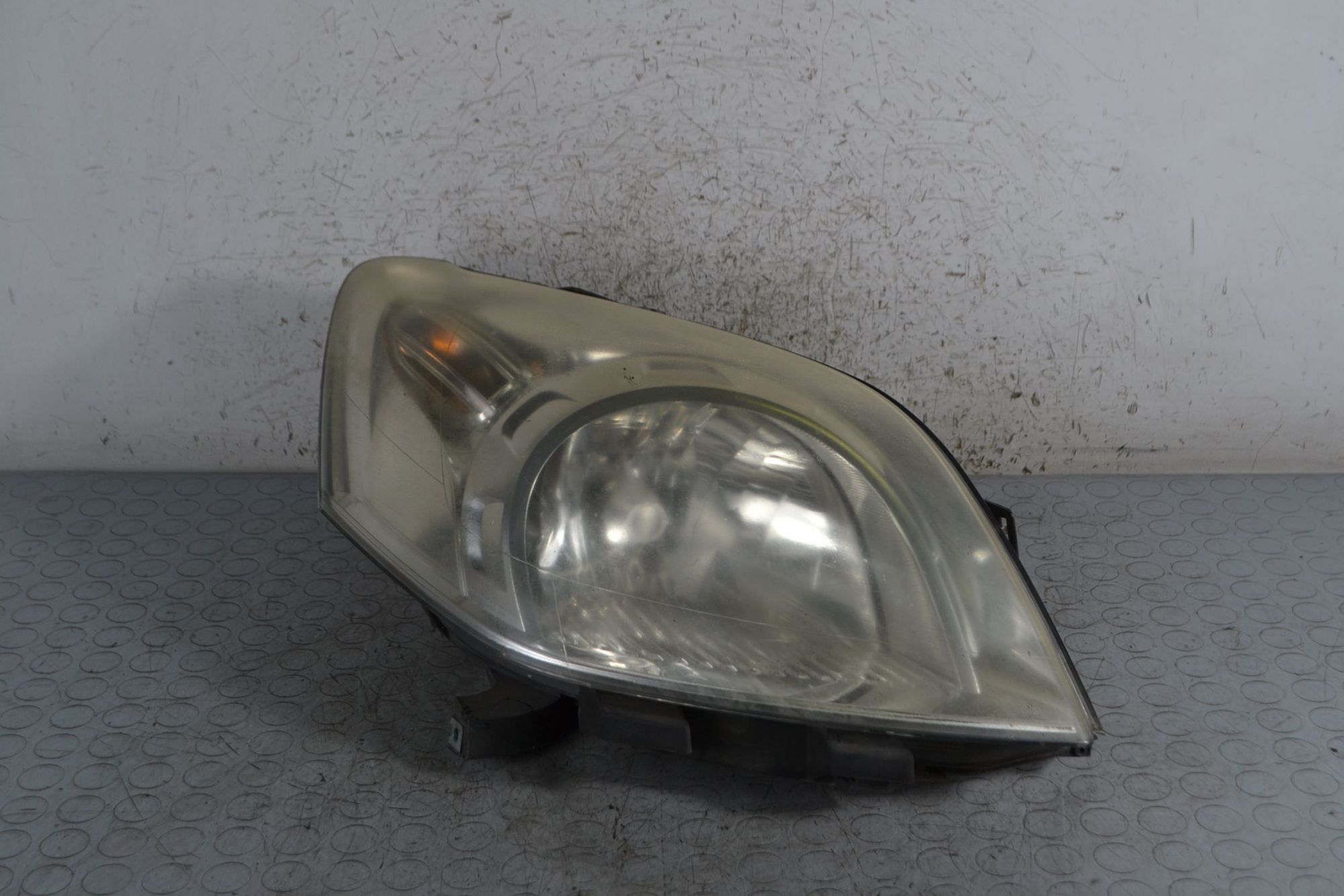 Faro Anteriore DX Fiat Fiorino dal 2007 in poi Cod 45560393  1695645170295
