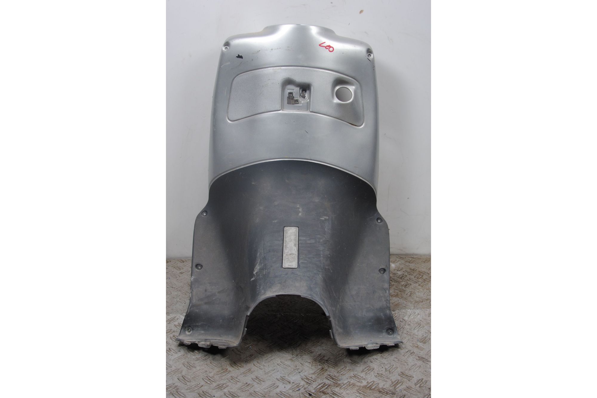 Carena Retroscudo Aprilia Leonardo 125/150 dal 1997 al 2007  1695713759155