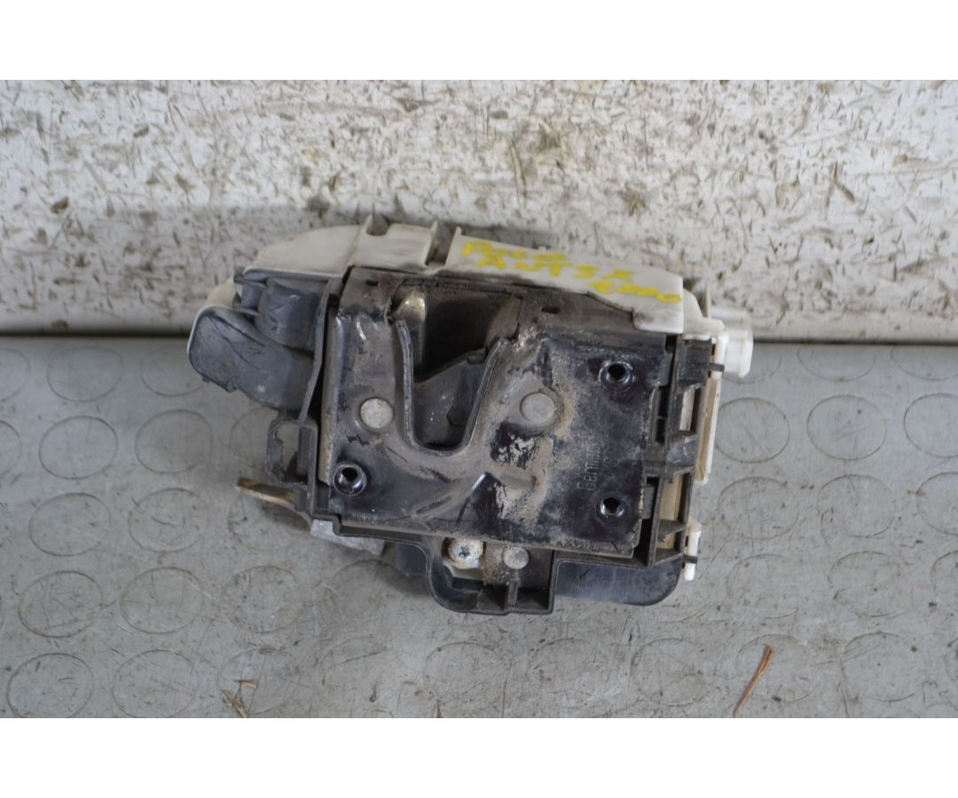 Serratura Porta Anteriore SX Volkswagen Polo III dal 1999 al 2003  1695027937249