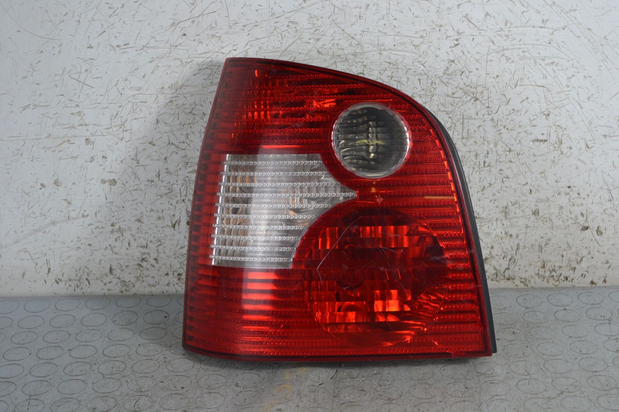 Fanale stop posteriore SX Volkswagen Polo IV 9N Dal 2001 al 2009 Cod 6Q6945095G  1695828136131