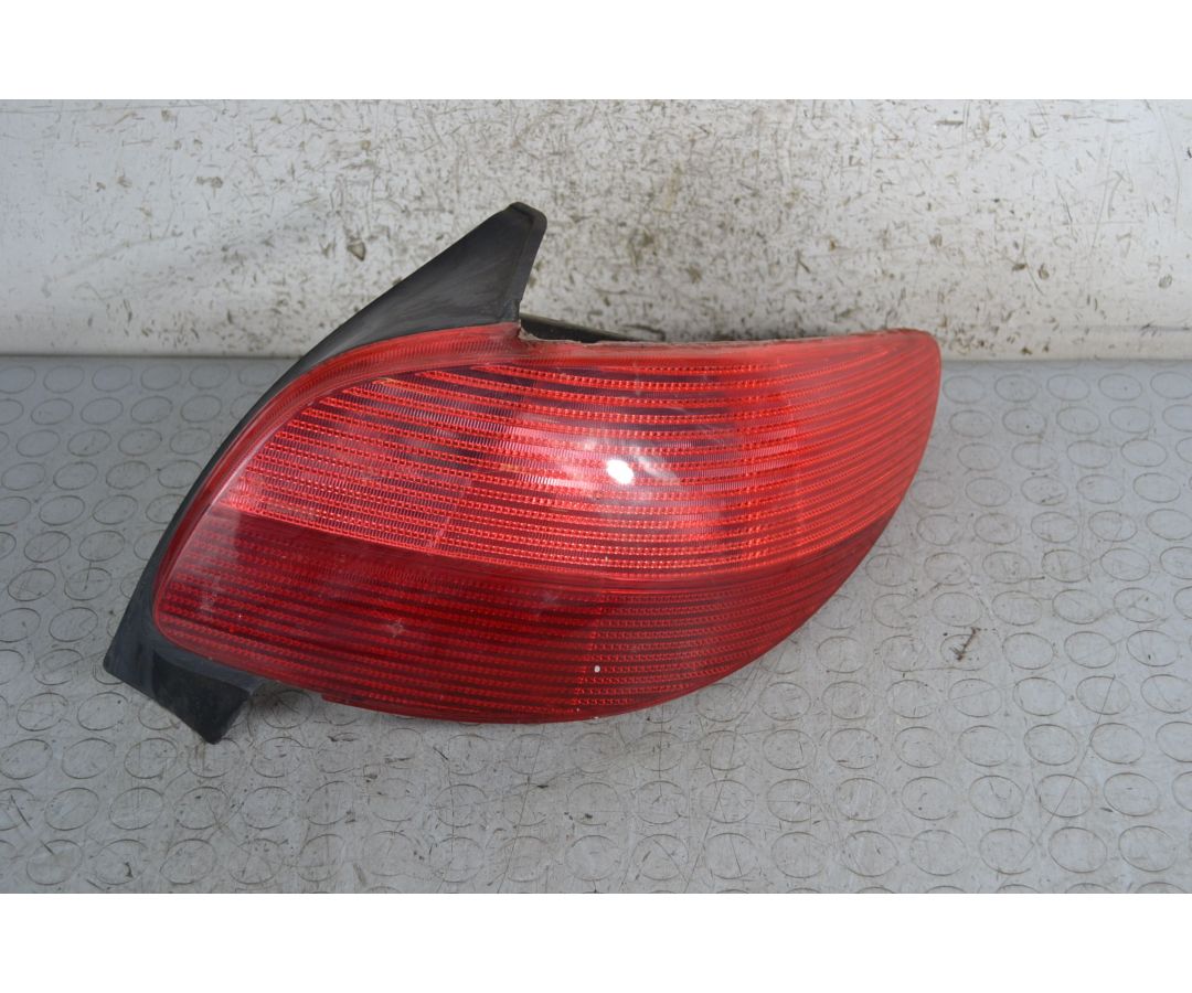 Fanale stop posteriore DX Peugeot 206 Dal 1998 al 2006  1696236734292