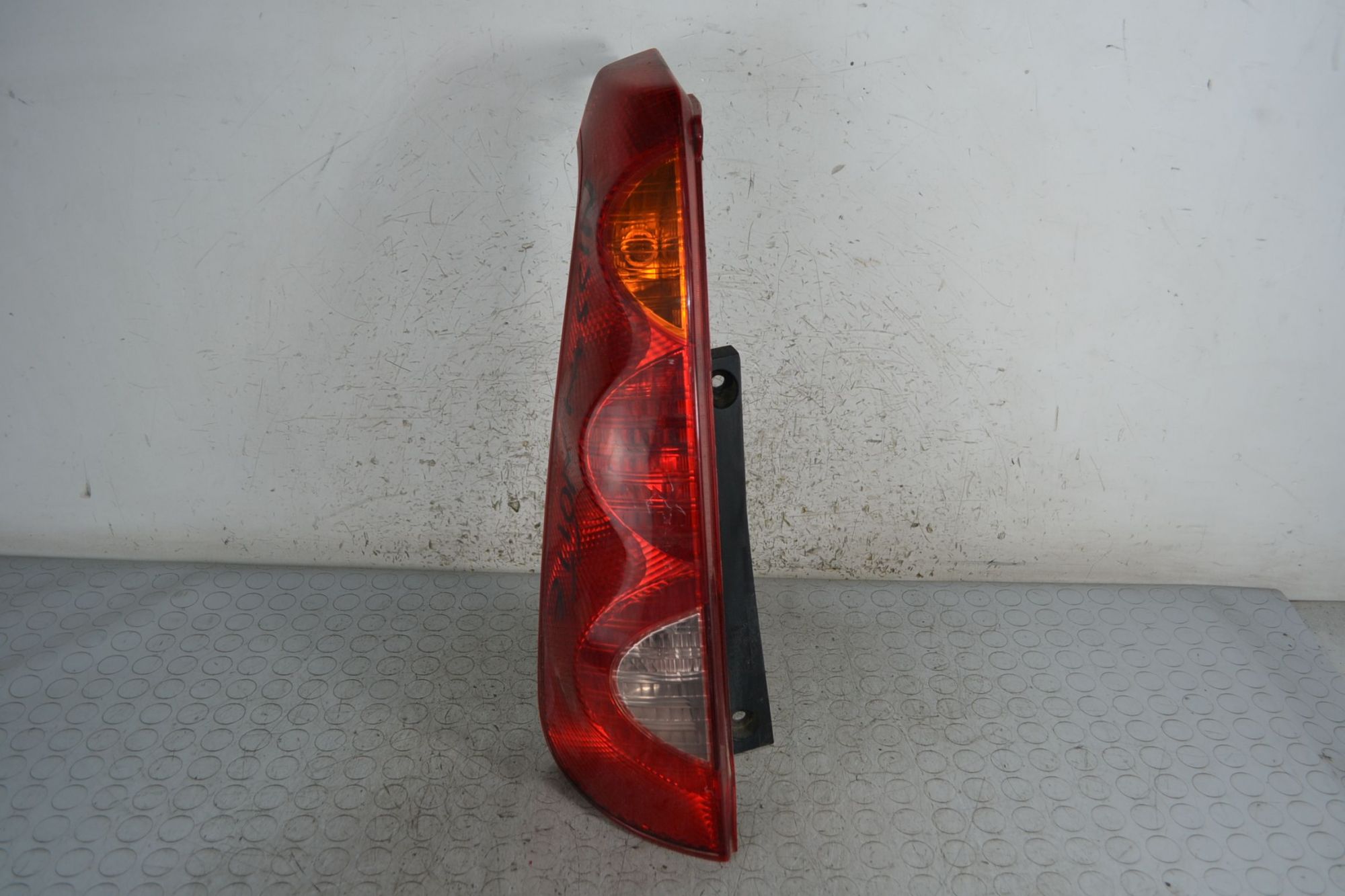 Fanale stop posteriore Inferiore SX Nissan Note Dal 2004 al 2013 Cod 265559U000  1696238576524