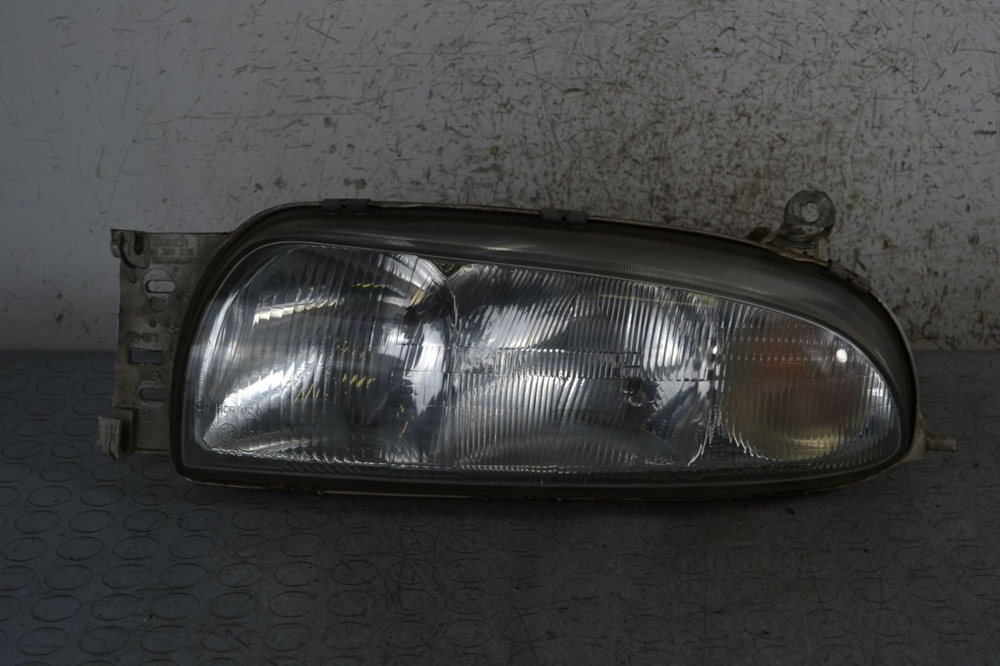 Faro Anteriore SX Ford Fiesta IV dal 1995 al 2002 Cod 96fg13006ag  1696259597638