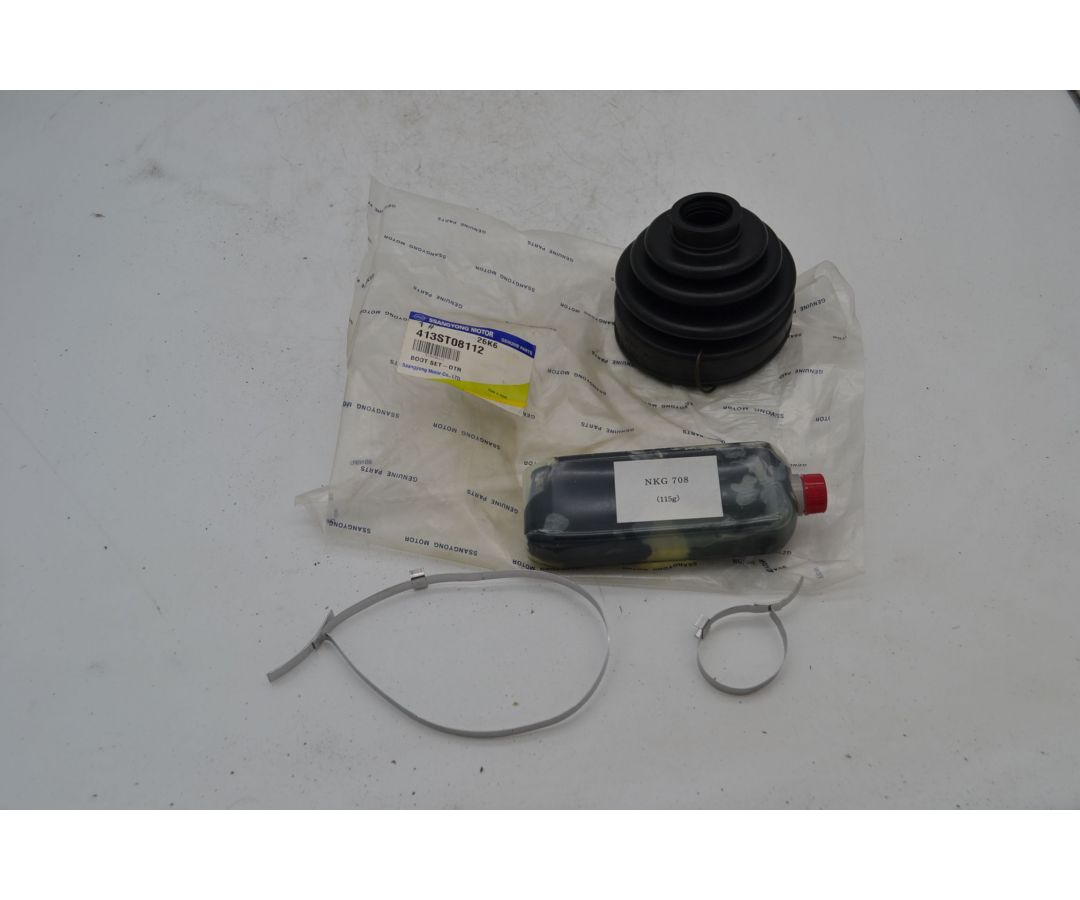 Kit Cuffia Giunto Omocinetico SsangYong Rexton dal 2001 al 2006 Cod 413ST08112  1696335862339