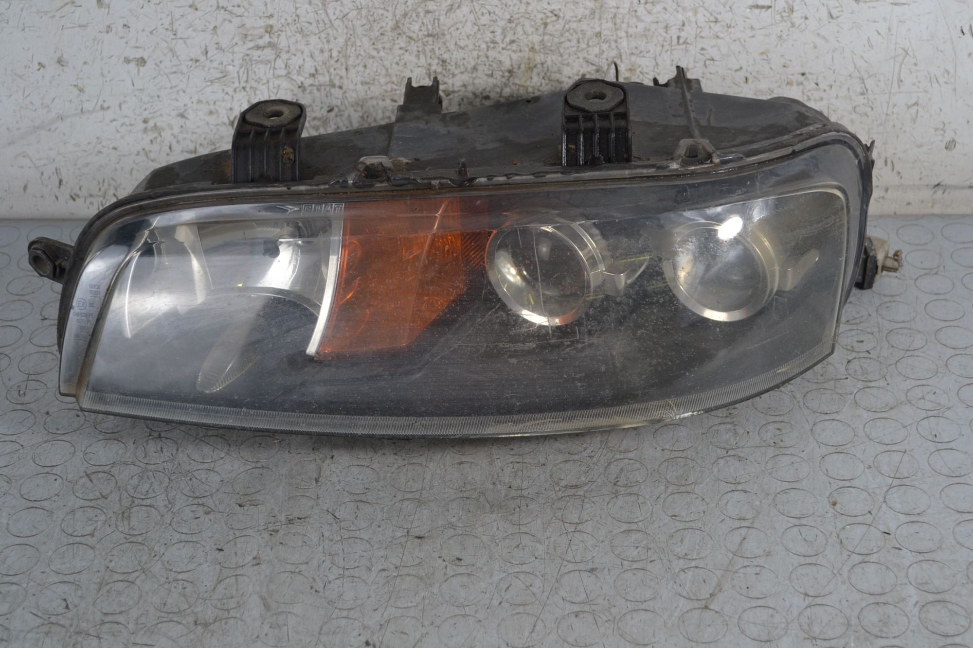 Faro Anteriore SX Fiat Punto dal 1999 al 2003  1696424000444