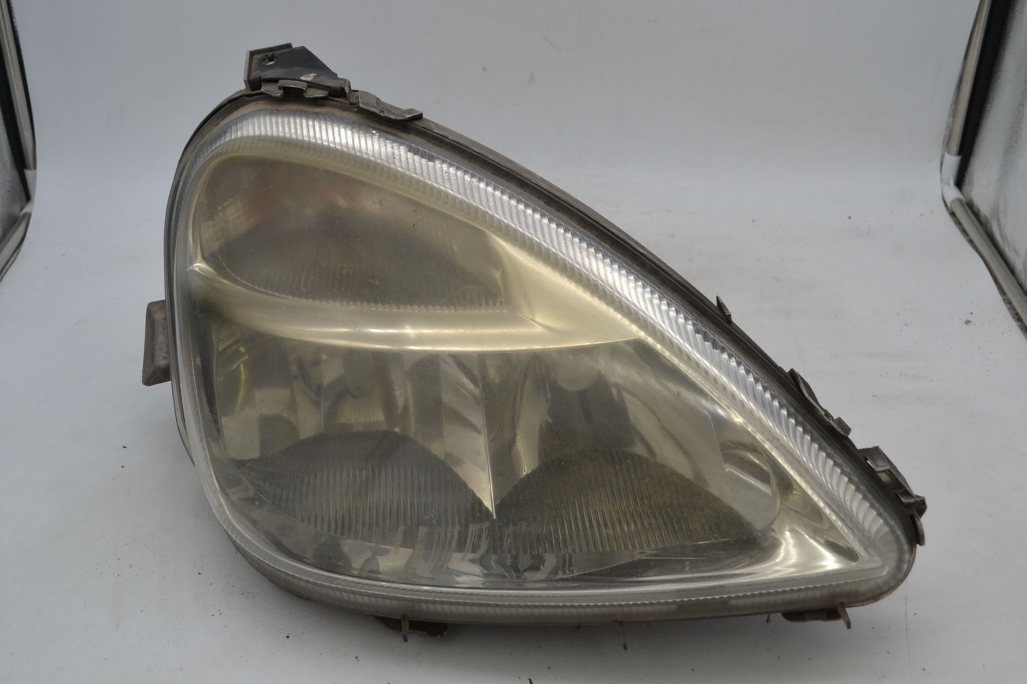 Faro Anteriore DX Mercedes Classe A W168 dal 1997 al 2004 Cod A1688201861  1696598087975