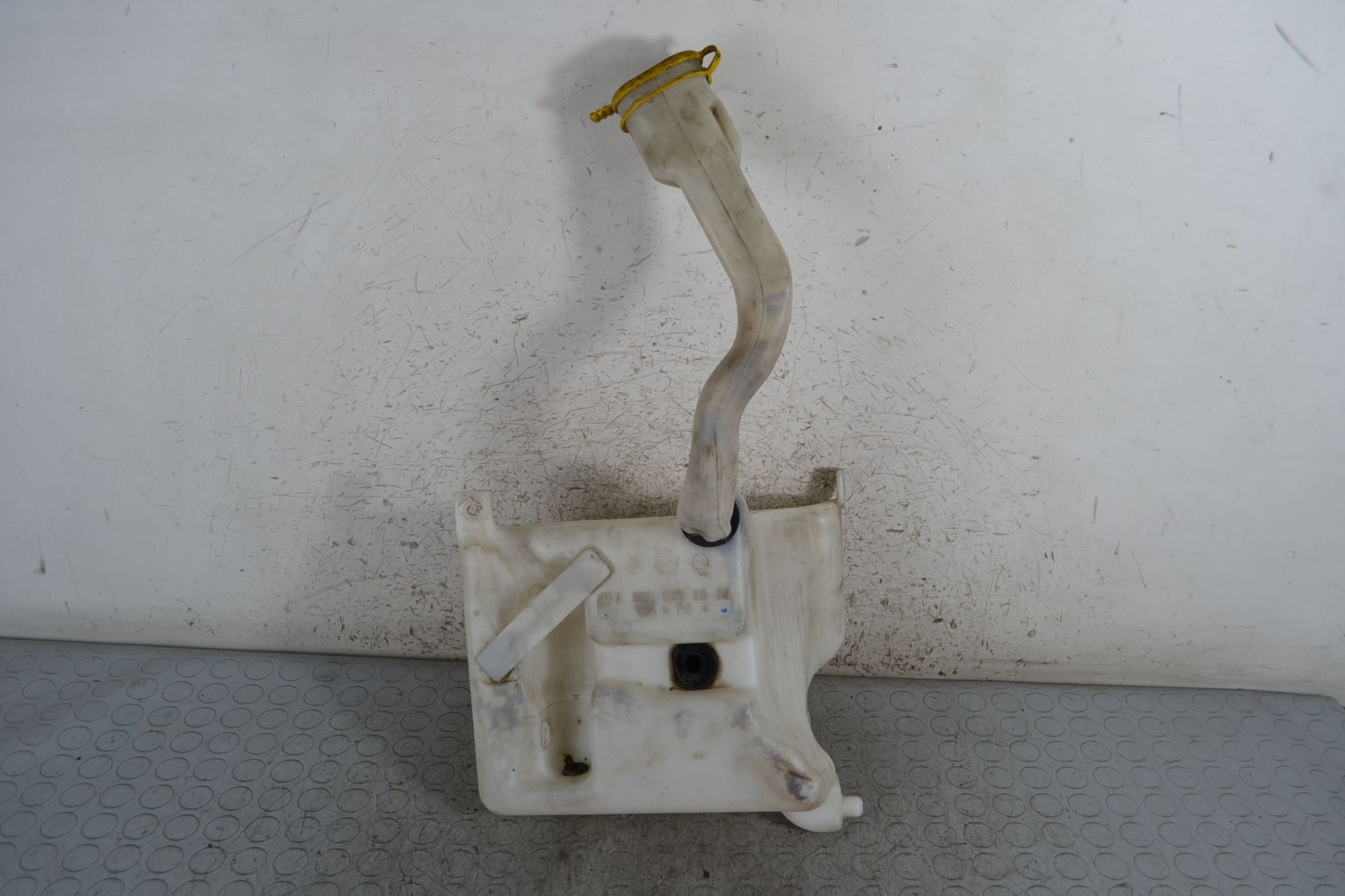 Vaschetta Acqua tergicristalli Mercedes Classe C W203 dal 2000 al 2007 Cod a2038600060  1696838389104