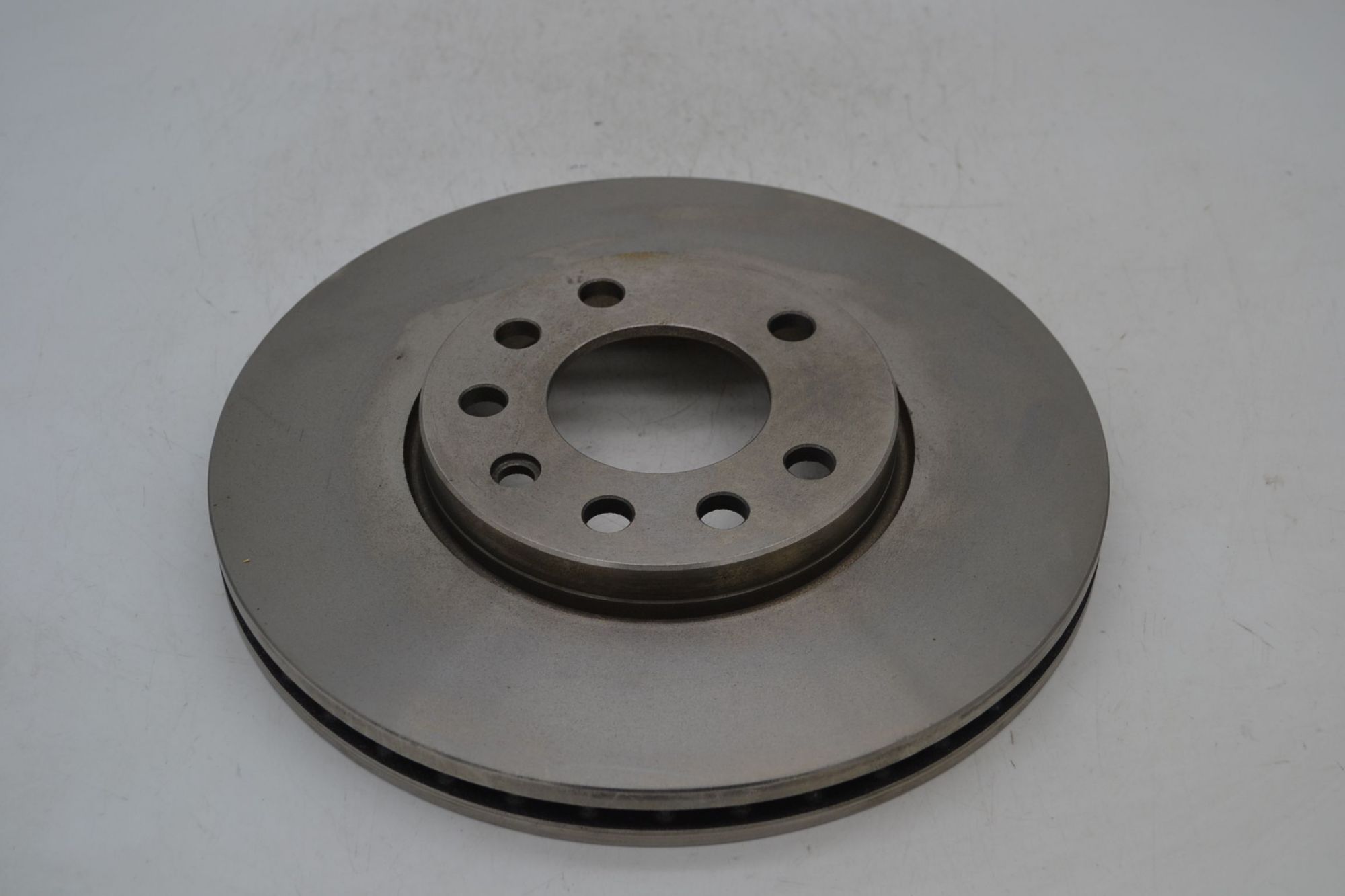 Disco Freno Anteriore Fiat Croma dal 2005 al 2010 Cod P1615089480  1696843774735