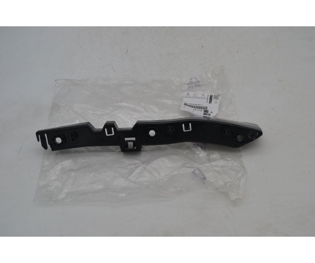Staffa Supporto Paraurti Anteriore Sinistro Sx Citroen Berlingo dal 2018 Cod 9821847480 1696845675580 Staffa Supporto Paraurti Anteriore Sinistro Sx Citroen Berlingo dal 2018 Cod 9821847480 1696845675580