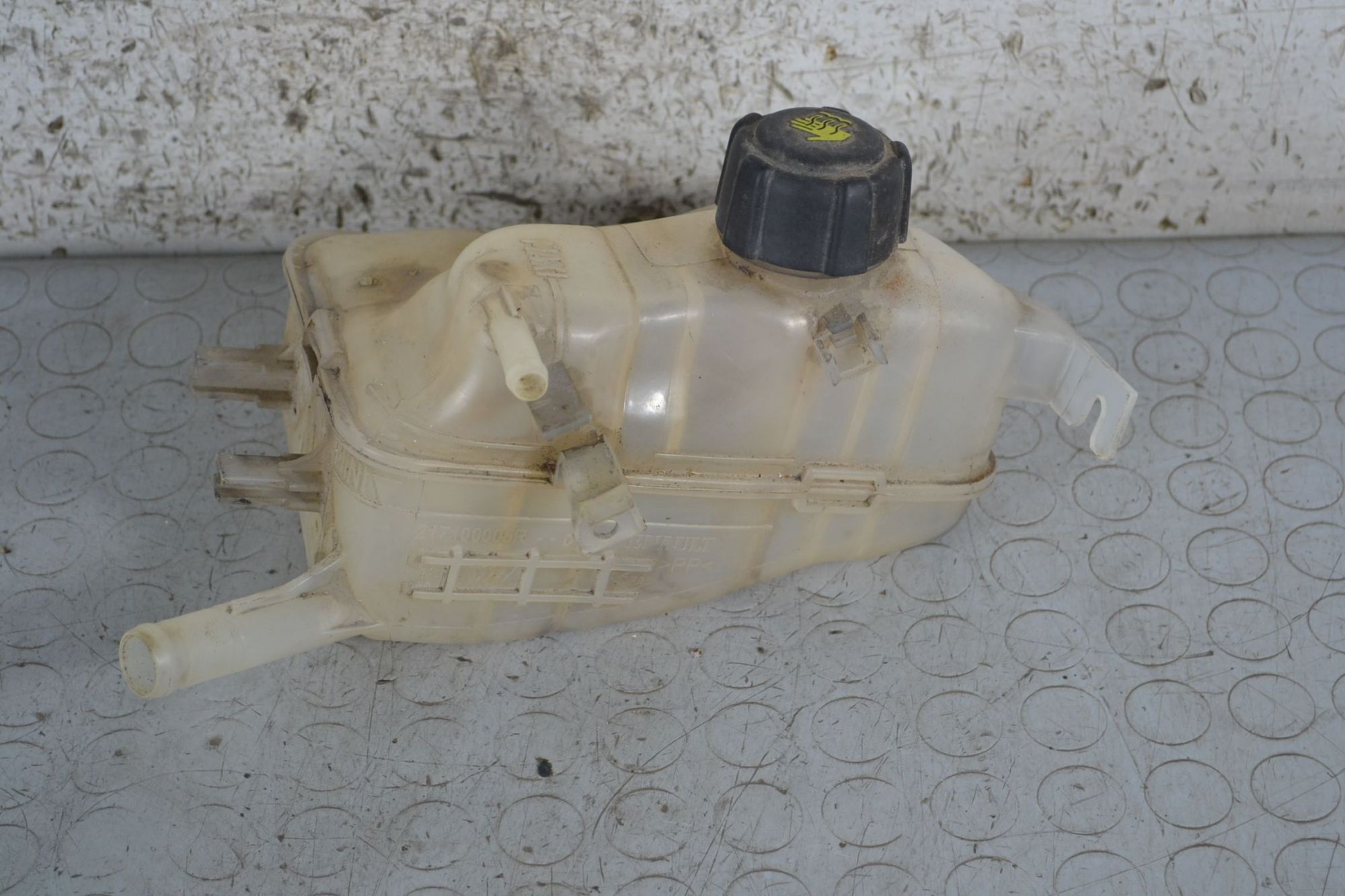 Vaschetta Liquido Refrigerante Radiatore Renault Megane III dal 2008 al 2016 Cod 217100005r  1696922403921