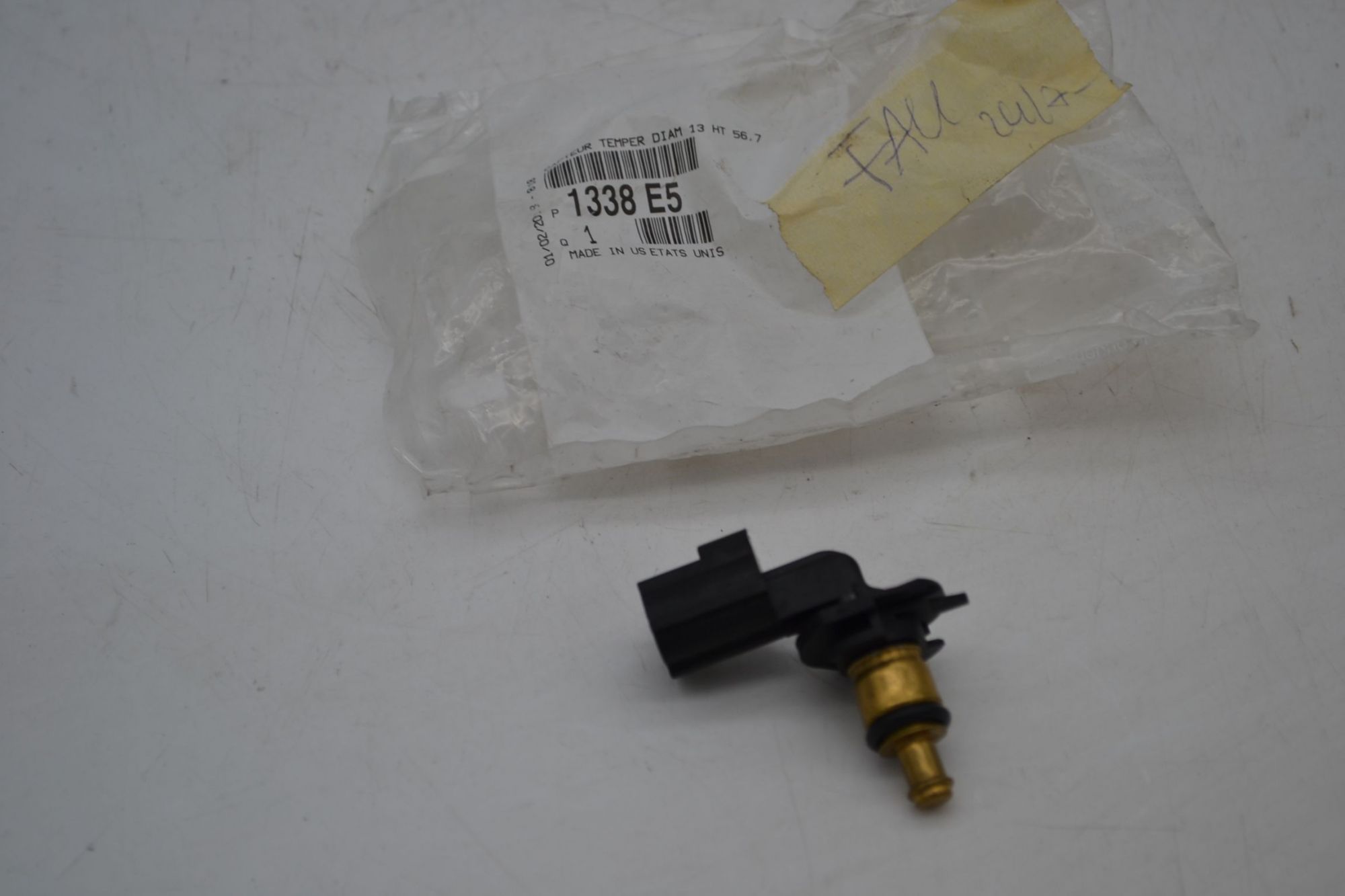 Sensore Temperatura Acqua Citroen C6 dal 2005 al 2012 Cod 1338E5  1696928535374