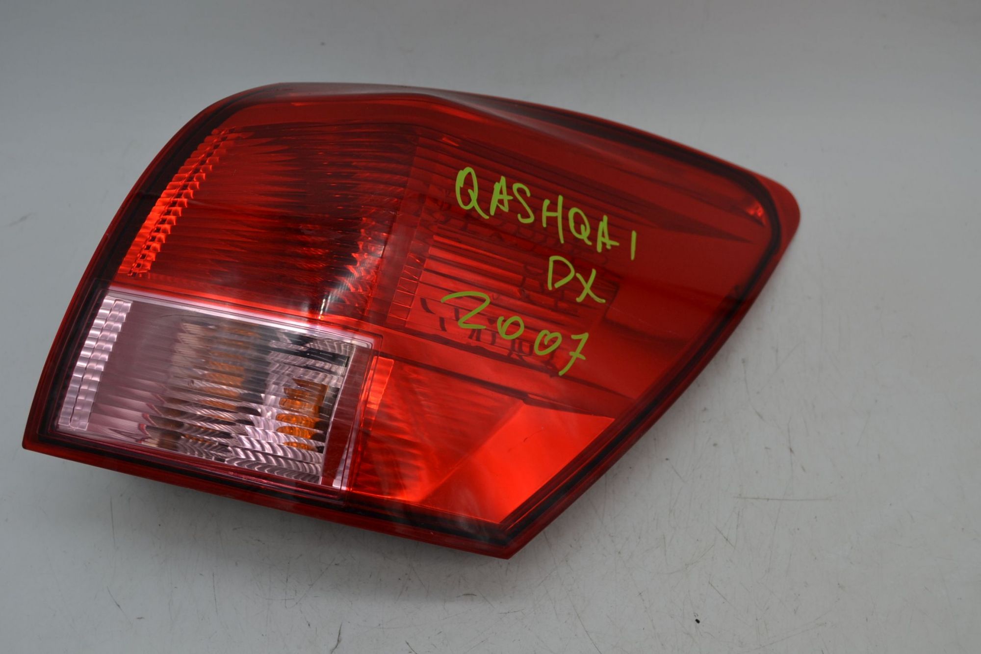 Fanale Stop Posteriore Esterno DX Nissan Qashqai J10 da 2006 al 2010 Cod 26550EY00A  1696947593744