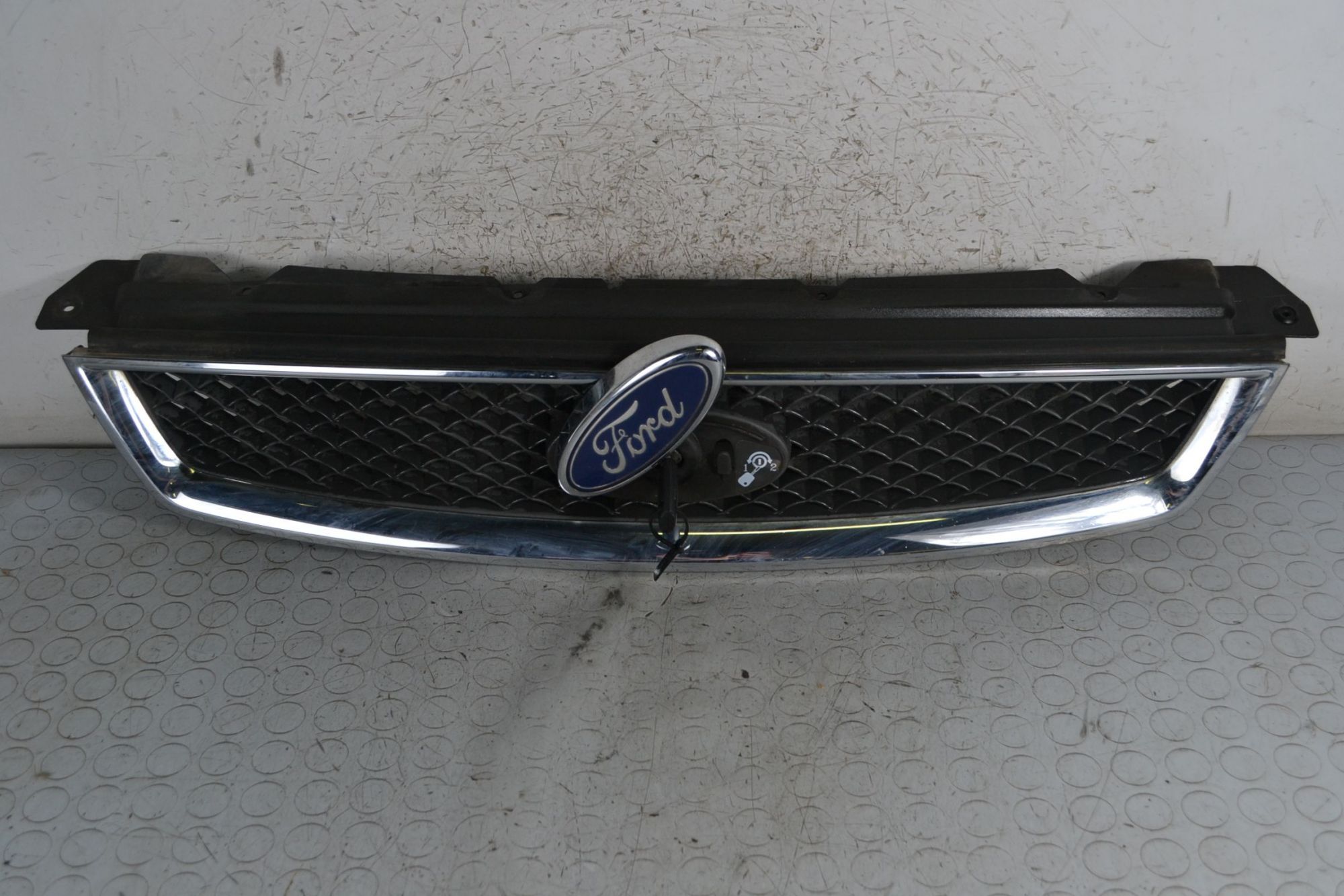 Griglia anteriore Ford Focus II Dal 2004 al 2008 Cod 4M51-8138-AE  1697036039242