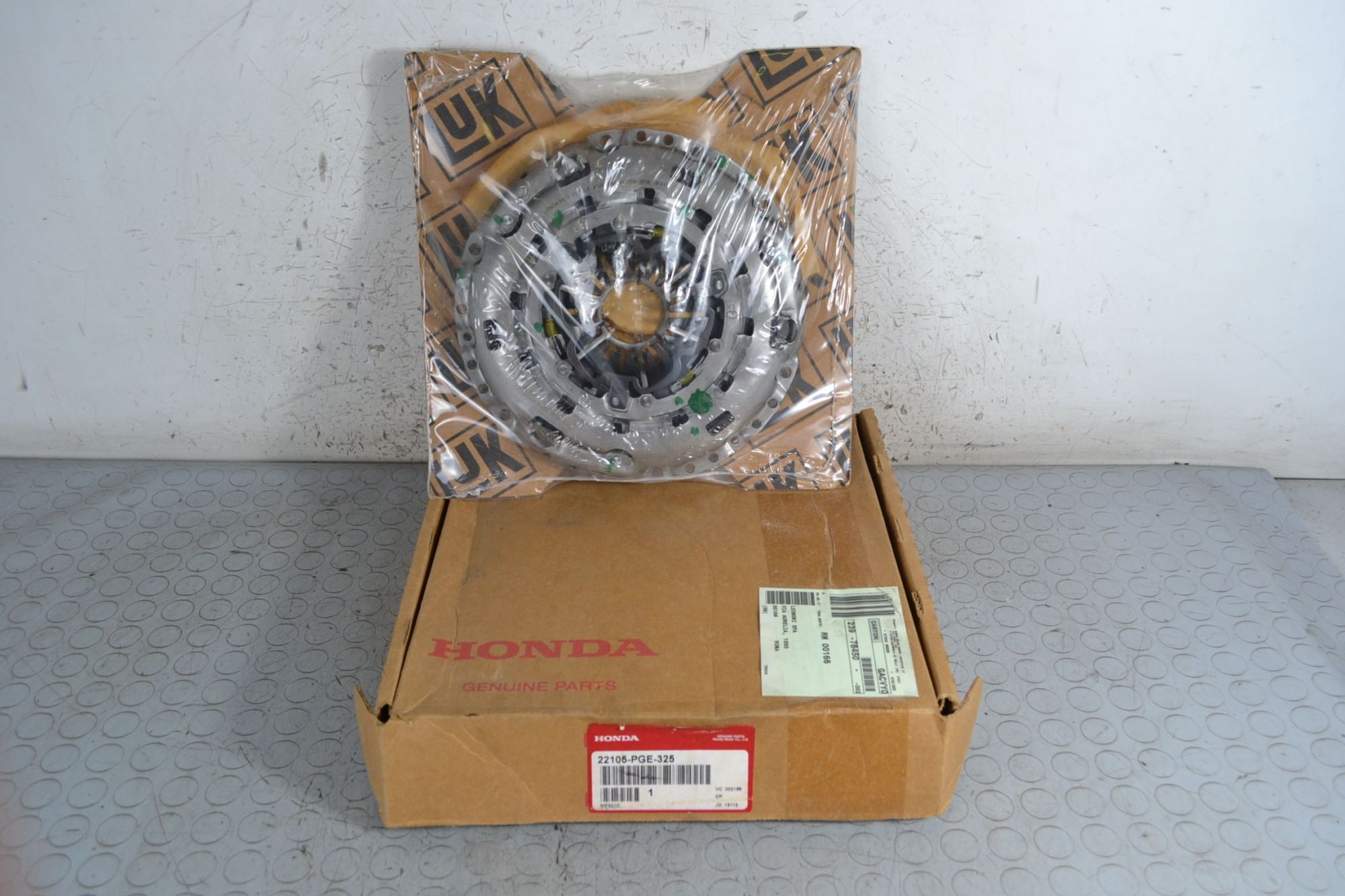 Kit Frizione disco e spingidisco Honda CR-V dal 2006 al 2012 Cod 22105-pge-325  1697106460617