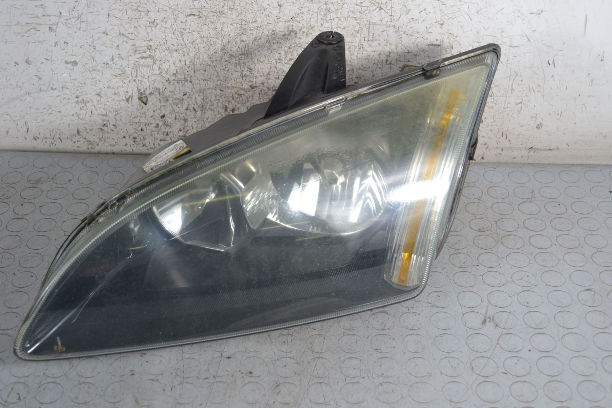 Faro Anteriore SX Ford Focus II dal 2004 al 2011 Cod 1480996  1697200217537