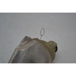 Freccia direzionale anteriore SX Renault Laguna I Dal 1994 al 2001  1697442130960