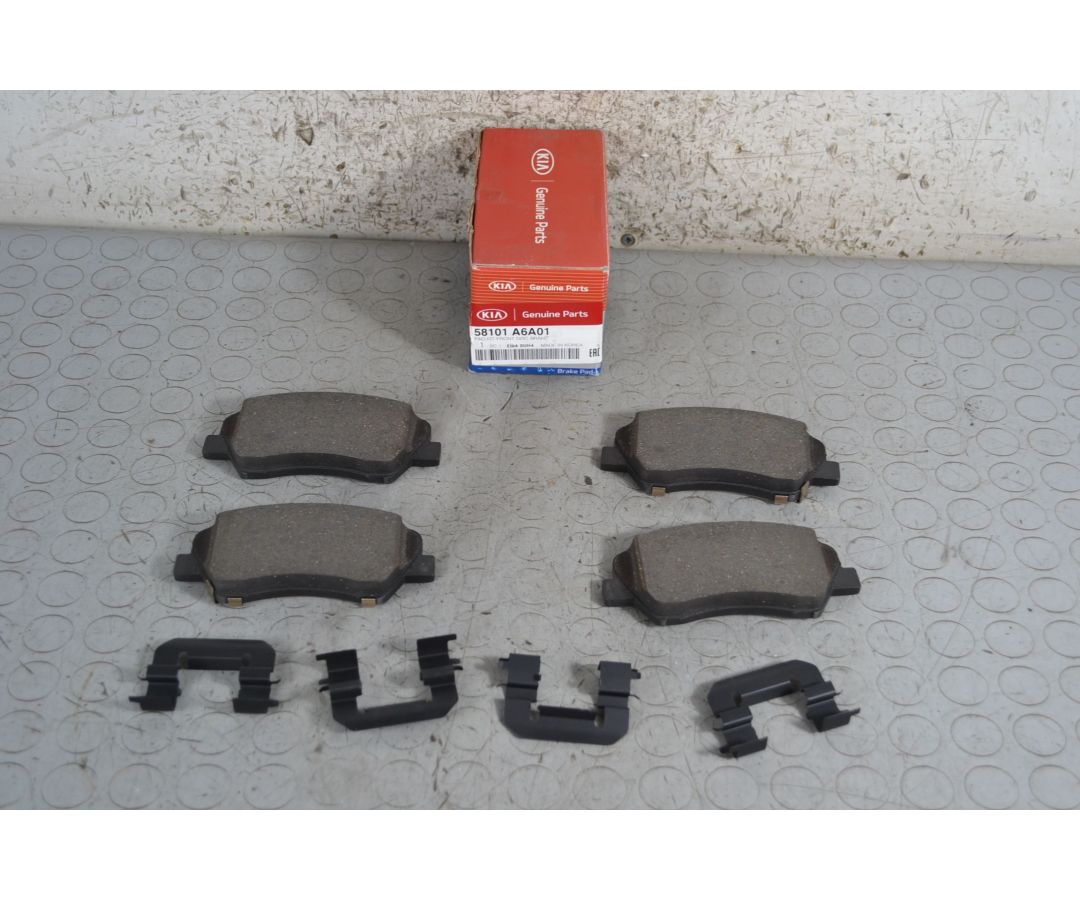 Set pastiglie freno anteriori Hyundai I30 Dal 2011 al 2016 Cod 58101A6A01  1697449388456