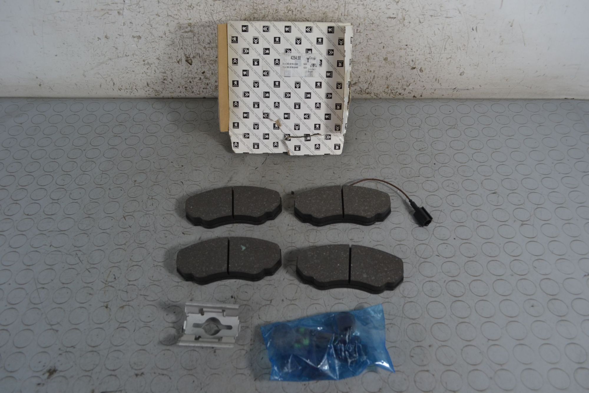 Kit Pastiglie Freno Anteriori Fiat Ducato dal 2002 al 2006 Cod 425458  1697469016117