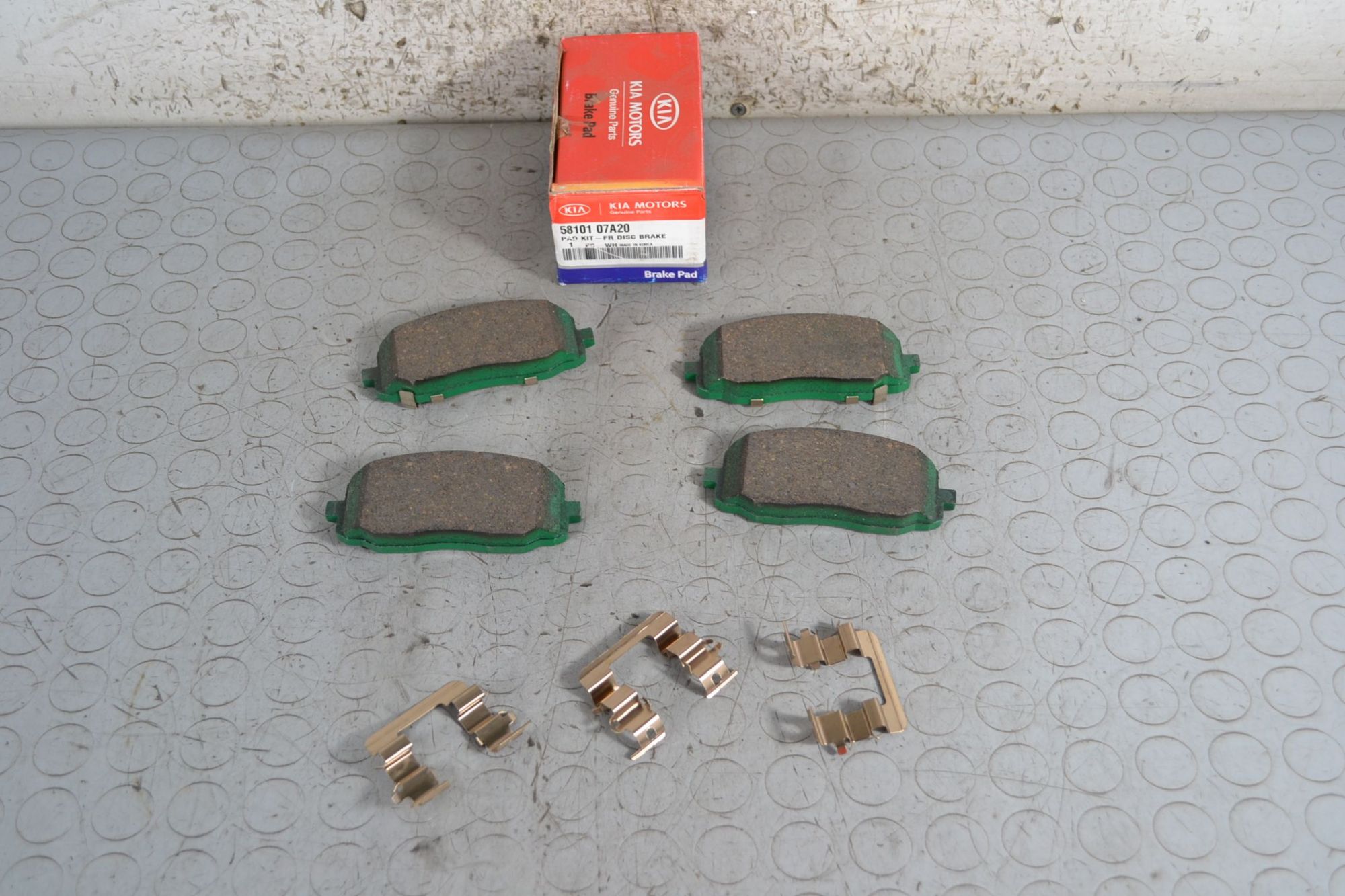 Kit Pastiglie Freno Anteriori Kia Picanto dal 2004 al 2011 Cod 5810107a20  1697531451846