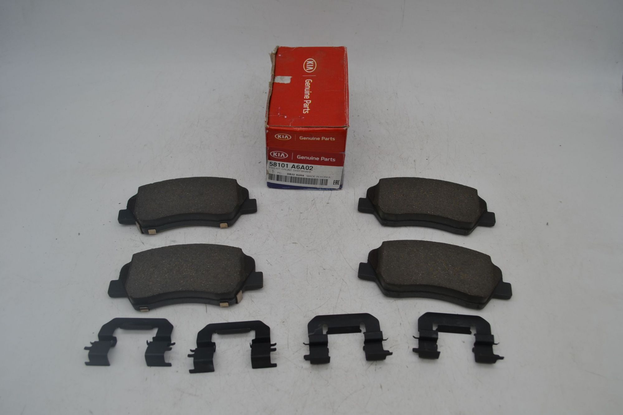 Kit Pastiglie Freno Anteriori Kia Sorento XM dal 2009 al 2014 Cod 58101a6a02  1697551139953