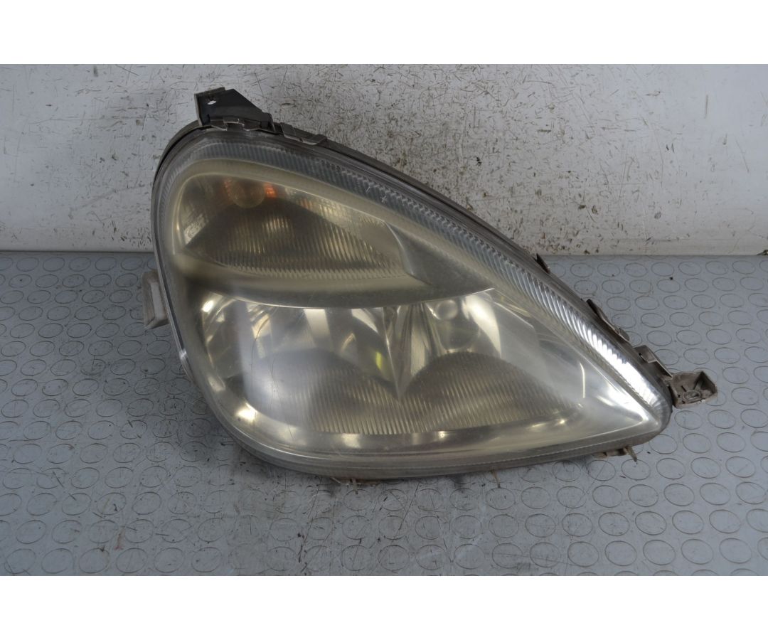 Faro Anteriore DX Mercedes Classe A W168 dal 2001 al 2004 Cod A1688201861 1697811805963 Faro Anteriore DX Mercedes Classe A W168 dal 2001 al 2004 Cod A1688201861 1697811805963