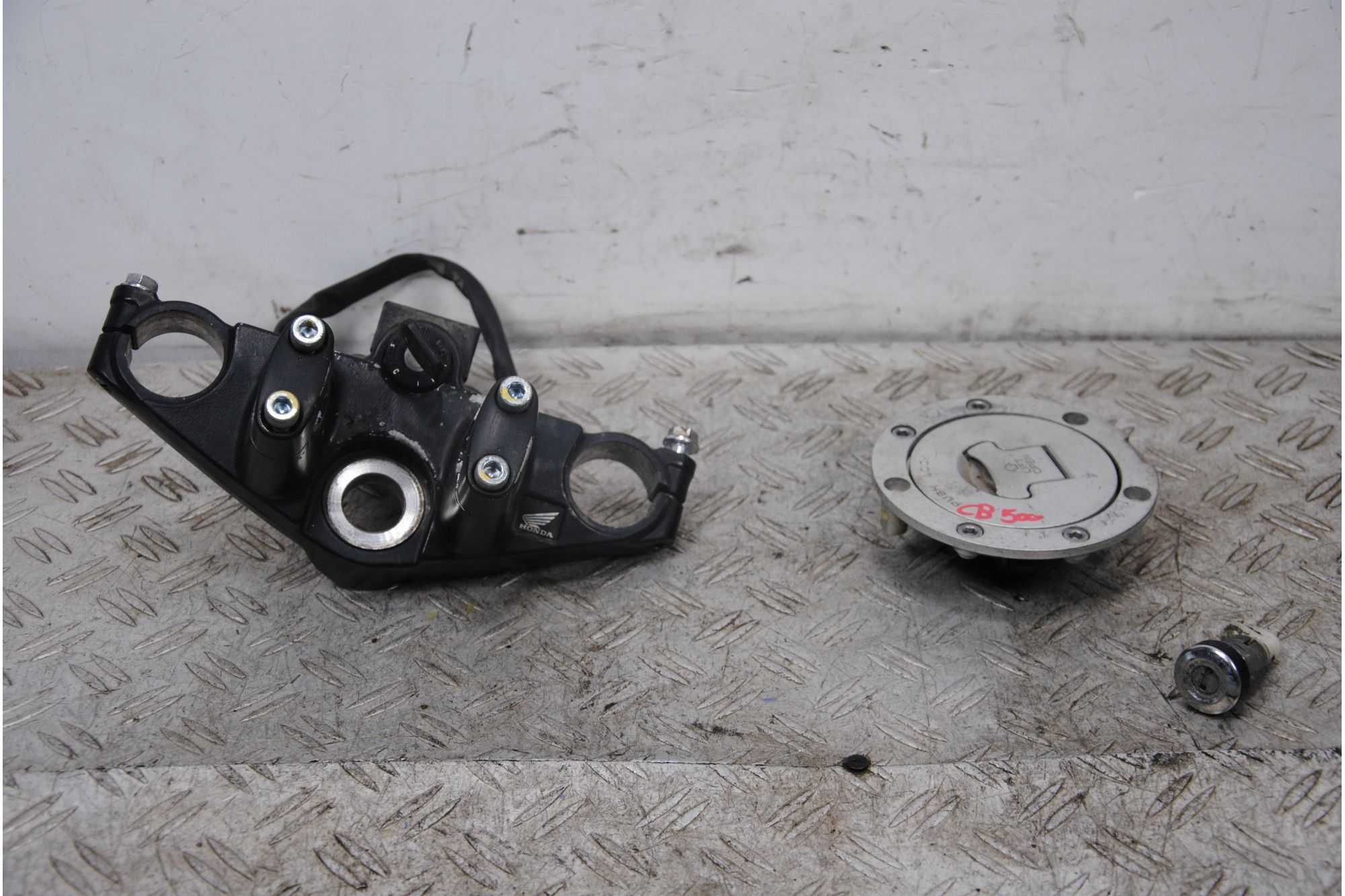 Blocchetto Chiave Con Piastra Honda CB 500 Dal 1993 al 2004  1698046160056