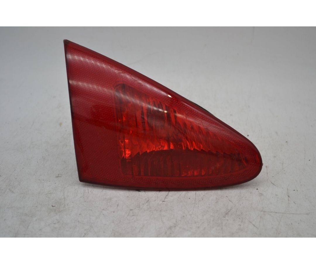 Fanale Stop Posteriore Interno SX Alfa Romeo 147 dal 2000 al 2010 Cod 46556346 1698158278984 Fanale Stop Posteriore Interno SX Alfa Romeo 147 dal 2000 al 2010 Cod 46556346 1698158278984