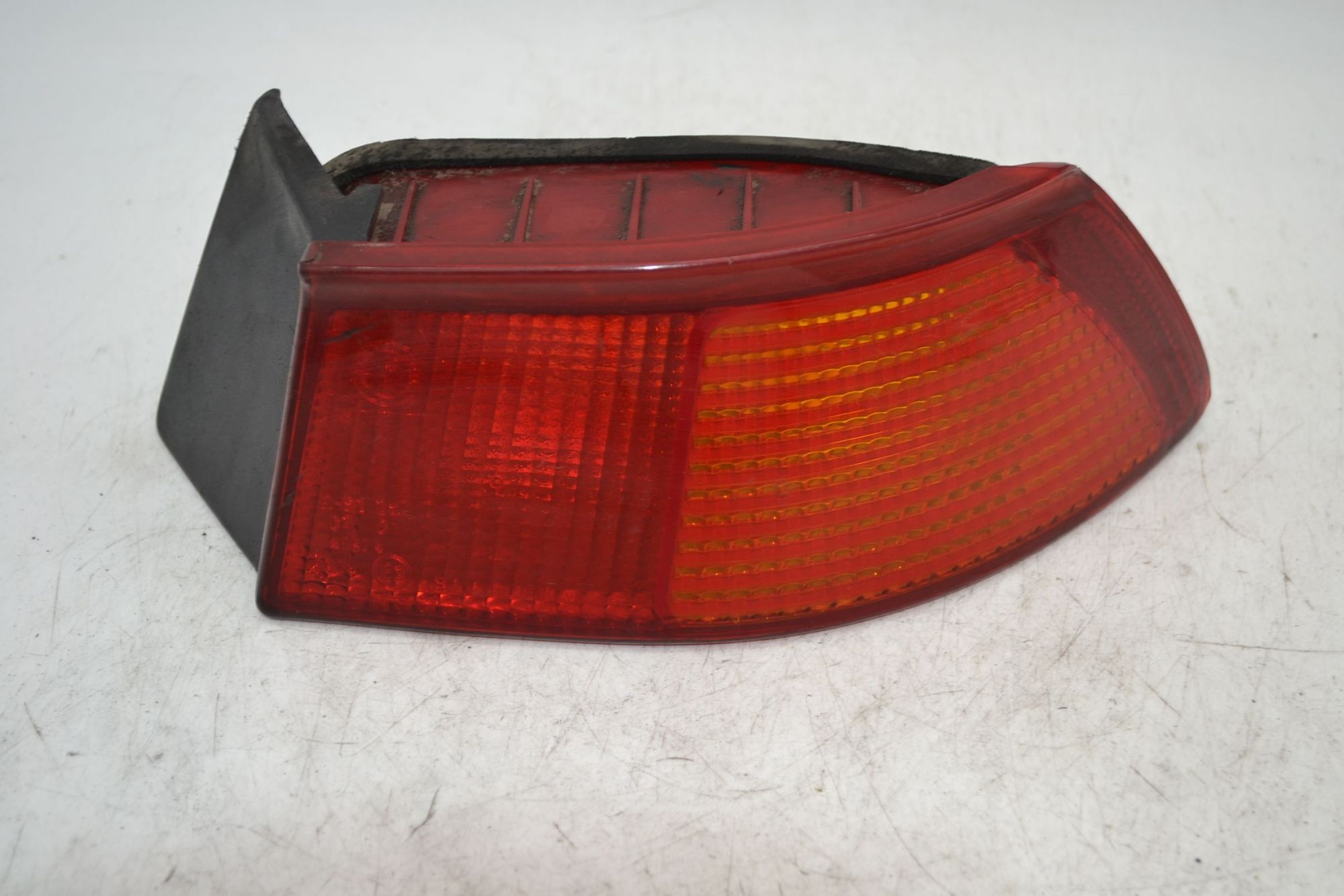 Fanale Stop Posteriore Esterno DX Alfa Romeo 145 dal 1994 al 2001 Cod 60579851  1698220647601